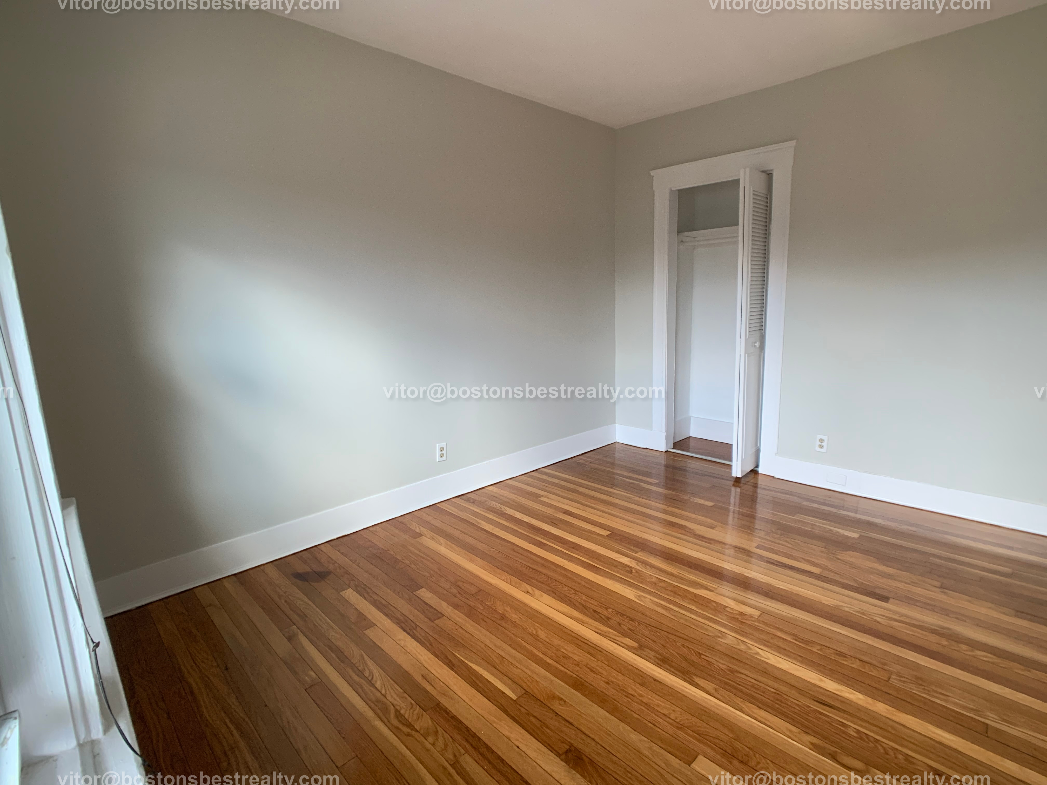 2 bed, 1 bath apartment for rent at 1500 Commonwealth Ave Unit 8, Brighton — photo 4 of 23