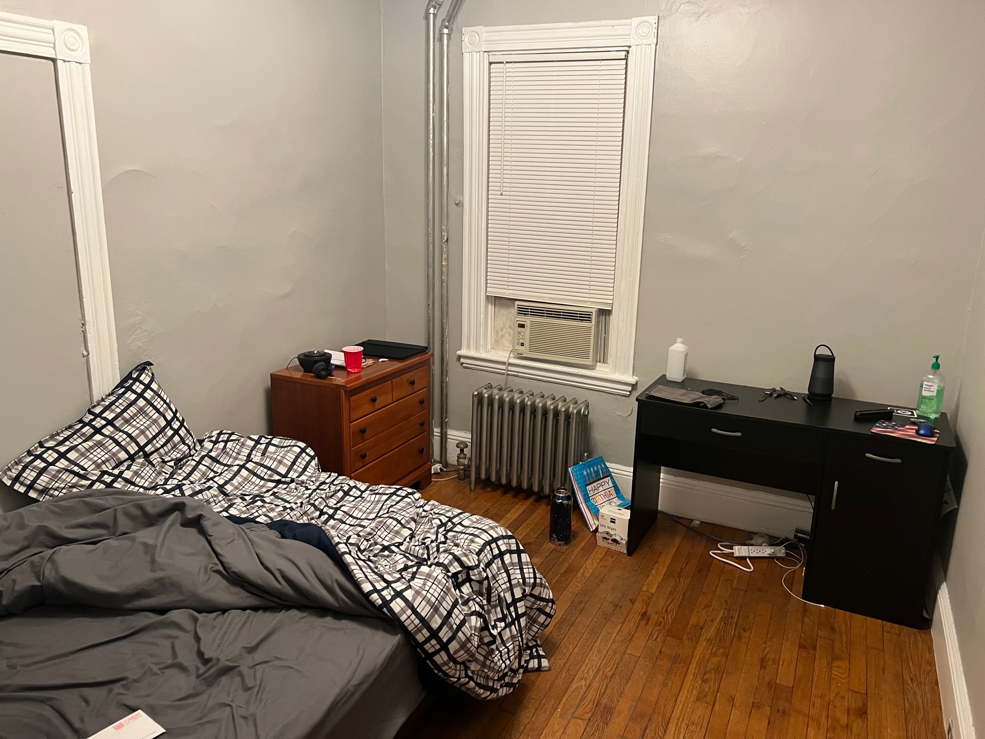 3 bed, 1 bath apartment for rent at 121 Hillside St Unit 1, Mission Hill — photo 9 of 15
