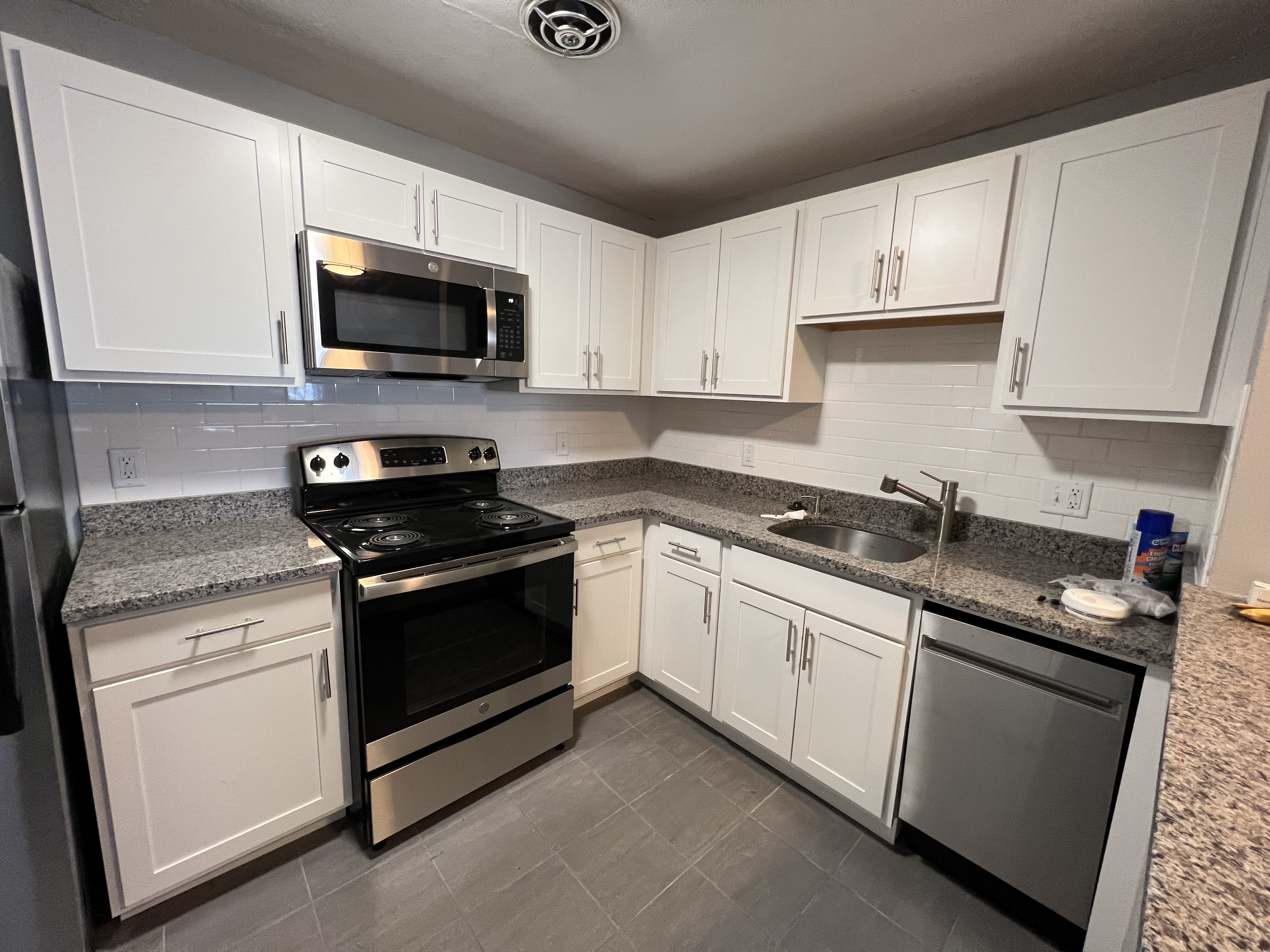 14 Riverside St, Arsenal Street