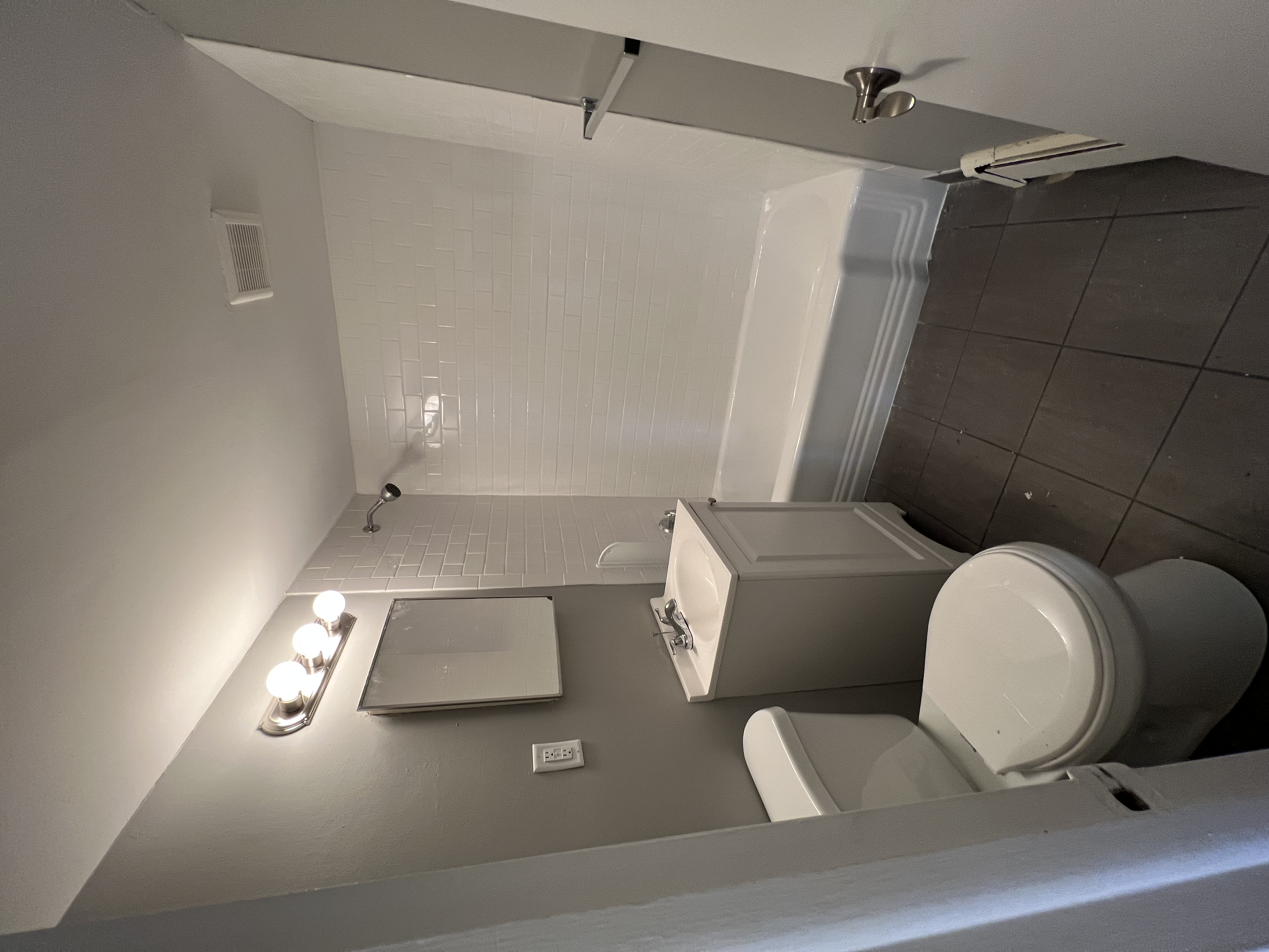 14 Riverside St, Arsenal Street