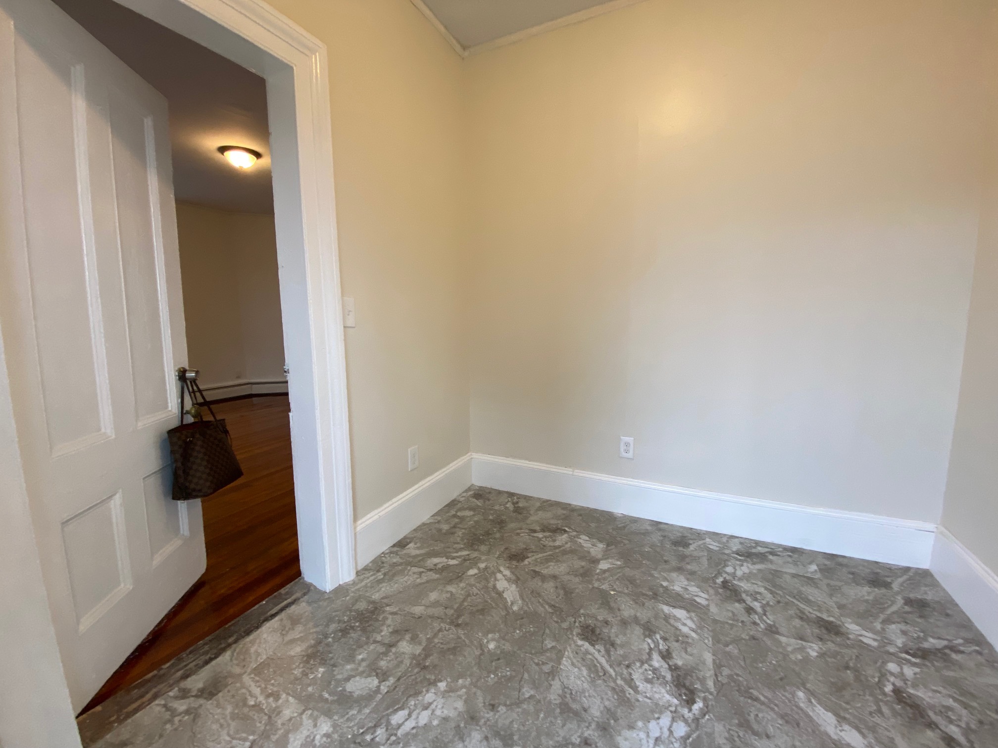 3 bed, 1 bath apartment for rent at 10 Egleston St Unit 2, Jamaica Plain — photo 4 of 26