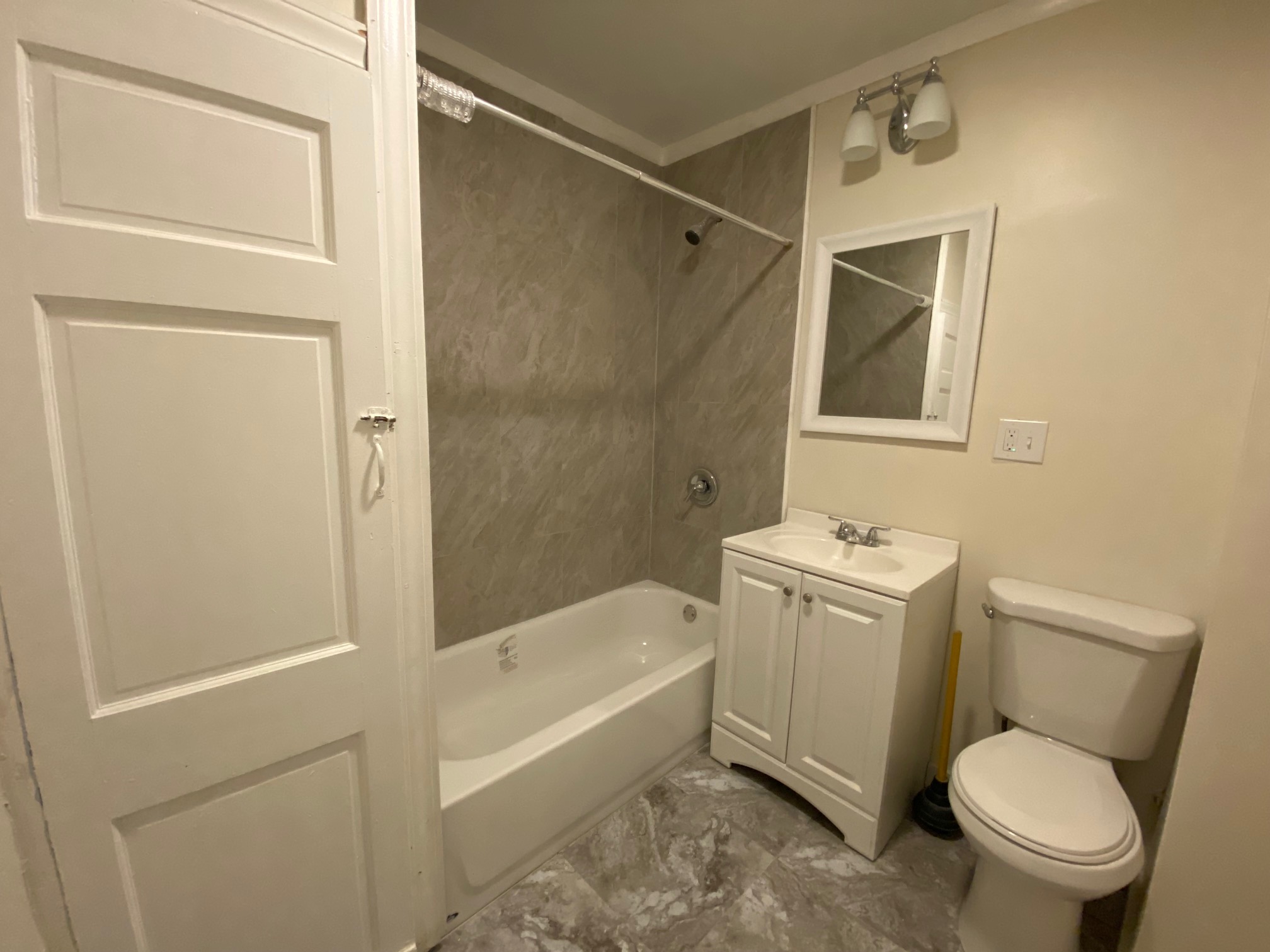 3 bed, 1 bath apartment for rent at 10 Egleston St Unit 2, Jamaica Plain — photo 20 of 26