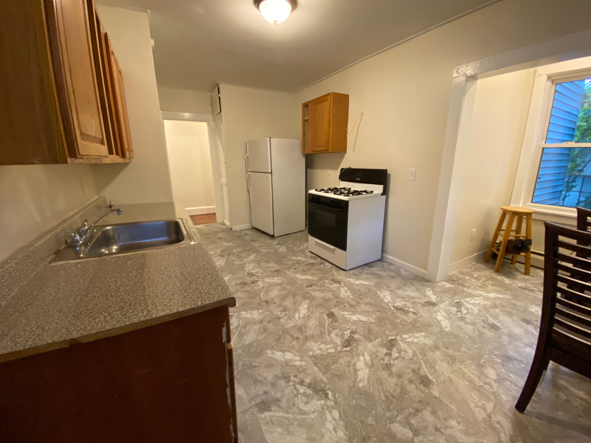 3 bed, 1 bath apartment for rent at 10 Egleston St Unit 2, Jamaica Plain — photo 10 of 26
