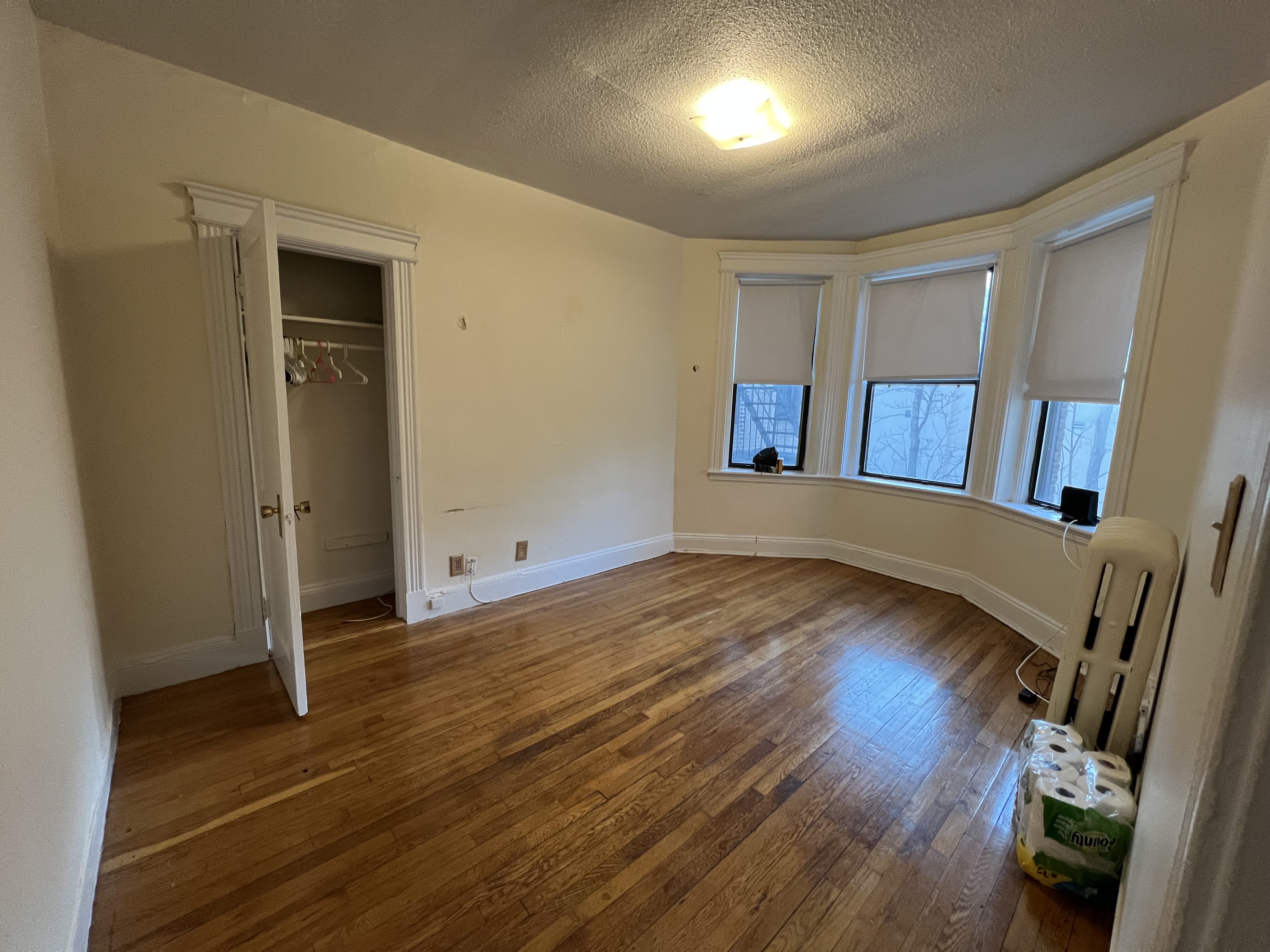 Studio bed, 1 bath apartment for rent at 1144 Commonwealth Ave Unit 15, Allston