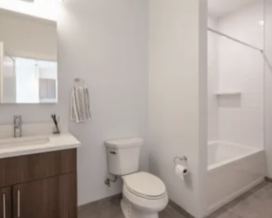 2 bed, 2 bath apartment for rent at 33 Newport Ave Unit 408, Quincy — photo 4 of 5