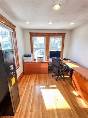 4 bed, 2 bath apartment for rent at 37 Bowdoin St Unit 1, Arlington — photo 4 of 8