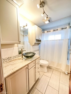 4 bed, 2 bath apartment for rent at 37 Bowdoin St Unit 1, Arlington — photo 8 of 8