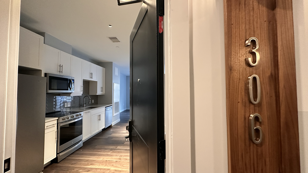 Studio bed, 1 bath apartment for rent at 136 Babcock St Unit 306, Coolidge Corner — photo 1 of 18