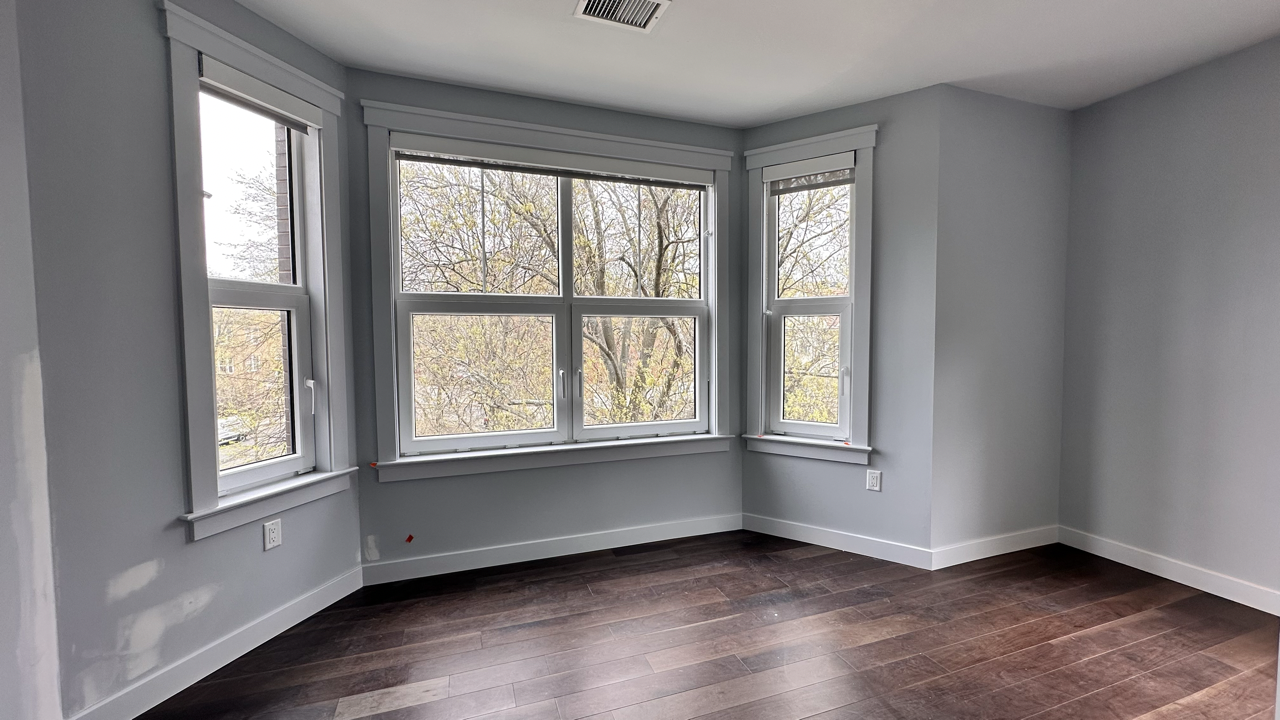 Studio bed, 1 bath apartment for rent at 136 Babcock St Unit Apt 302, Coolidge Corner — photo 1 of 21
