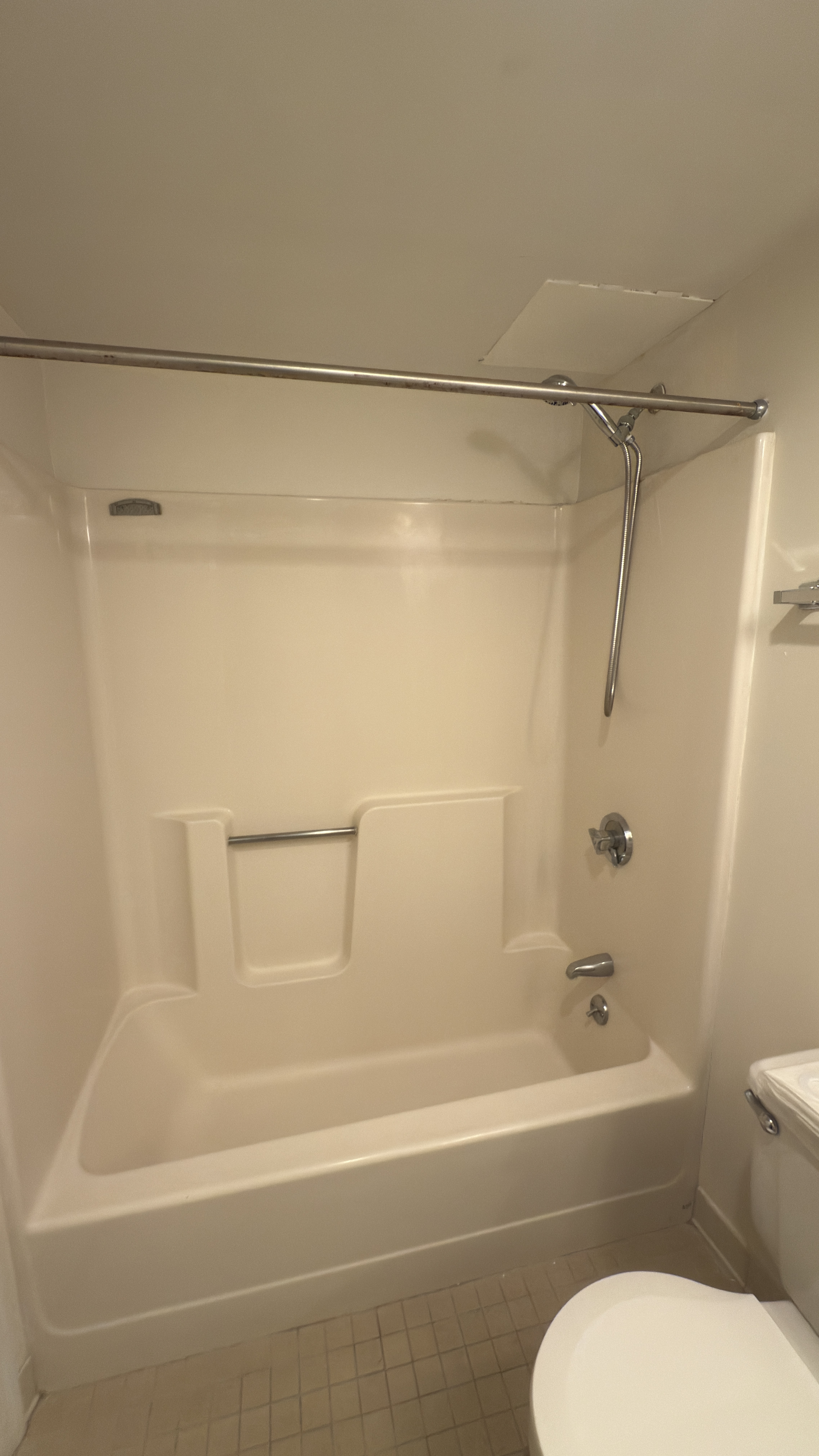 345 Franklin St, Riverside