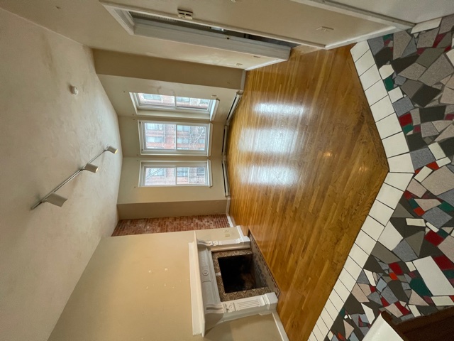 Studio bed, 1 bath apartment for rent at 379 Beacon St Unit 1F, Back Bay — photo 1 of 3