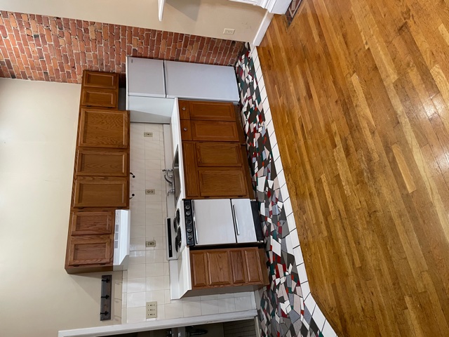 Studio bed, 1 bath apartment for rent at 379 Beacon St Unit 1F, Back Bay — photo 2 of 3