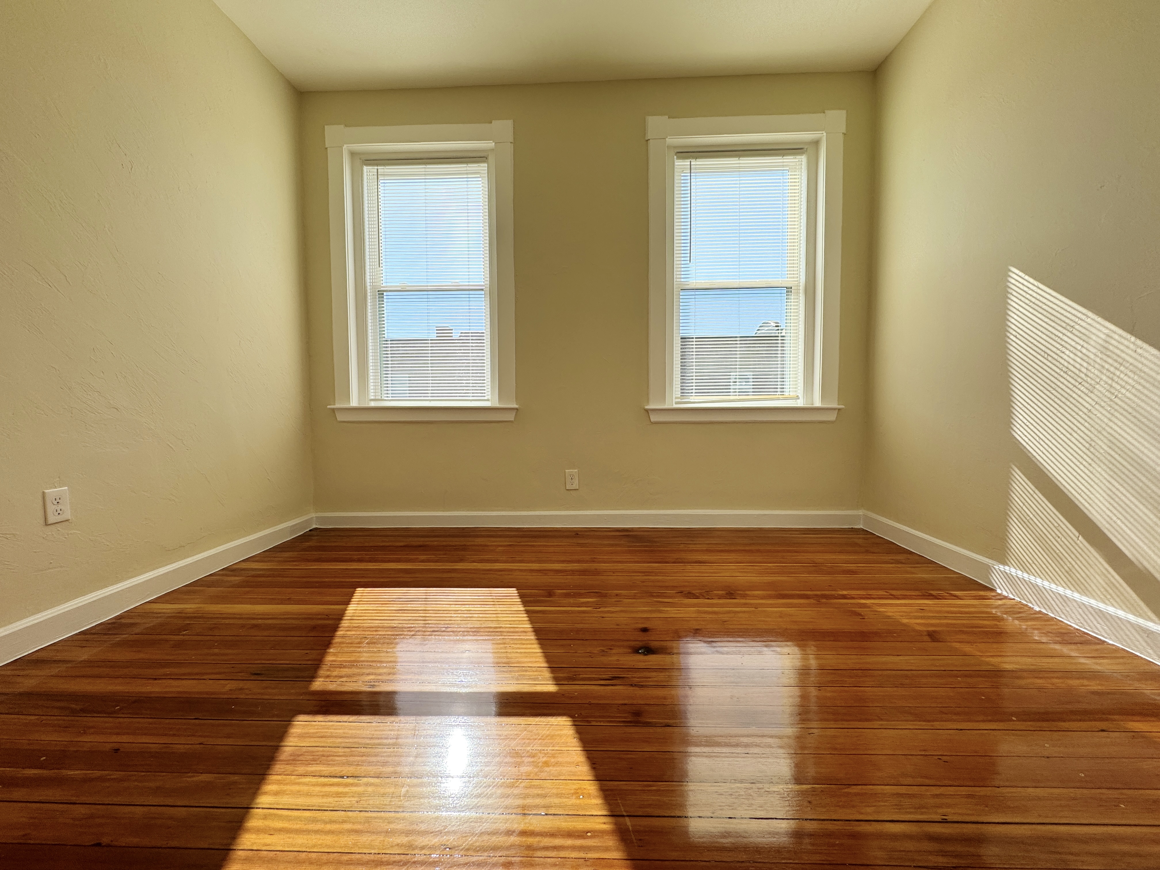 3 bed, 1 bath apartment for rent at 189 Chestnut St Unit 3, Chelsea — photo 11 of 15