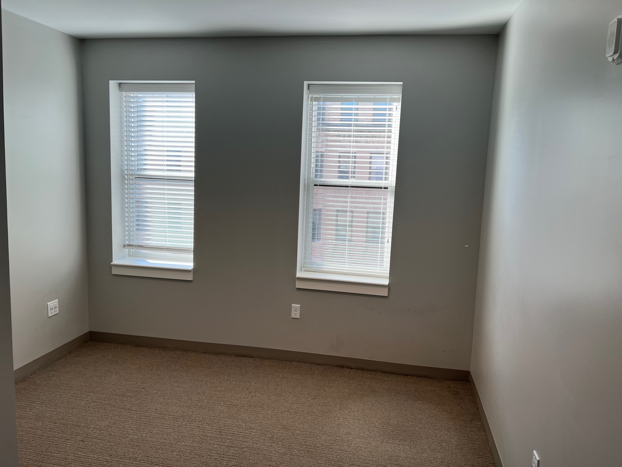 2 bed, 1 bath apartment for rent at 100 Hemenway St Unit 401, Fenway — photo 5 of 8