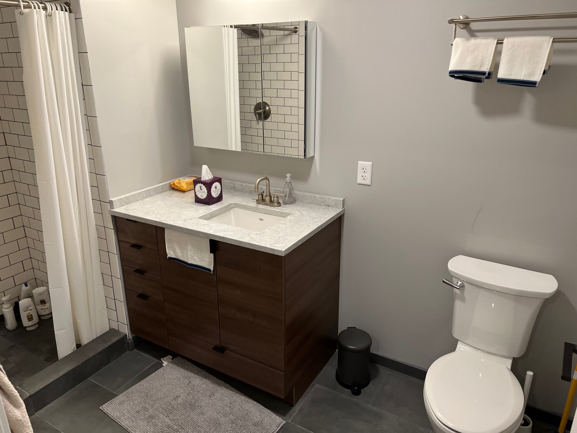 2 bed, 1 bath apartment for rent at 100 Hemenway St Unit 401, Fenway — photo 3 of 8