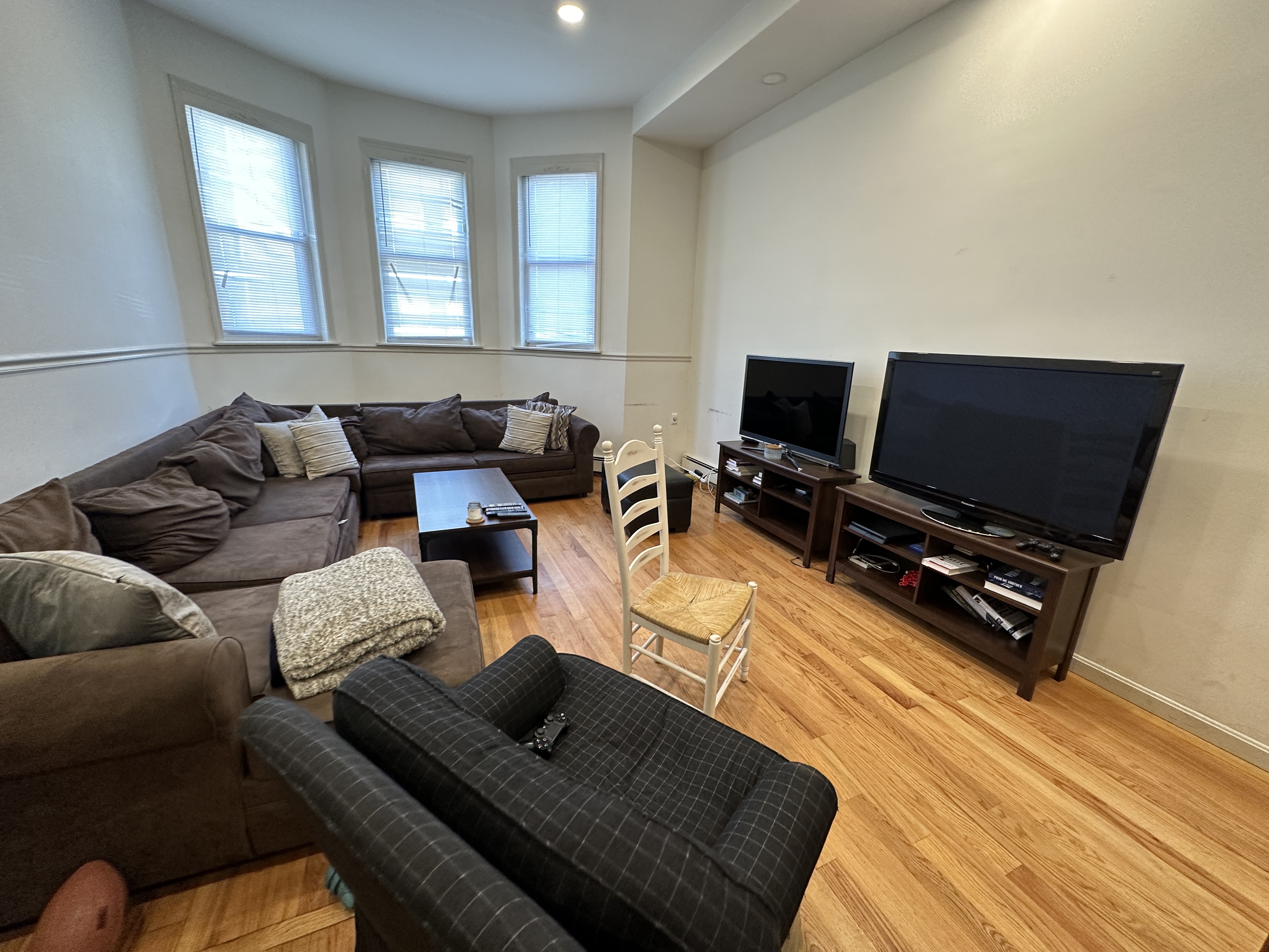 141 L St, South Boston