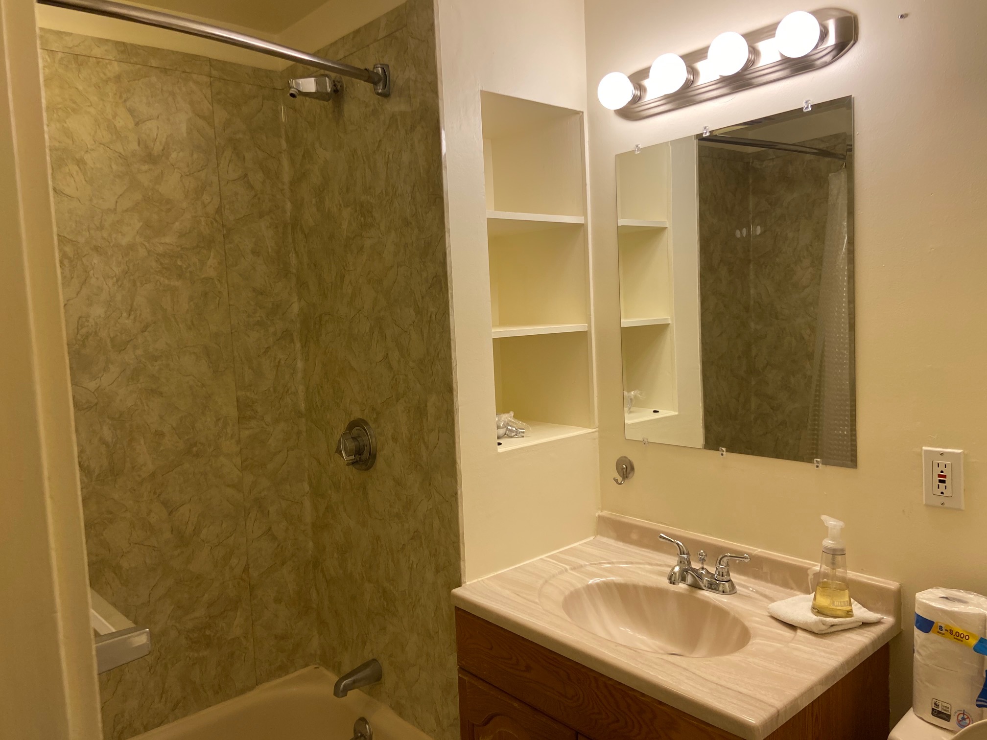 1 bed, 1 bath apartment for rent at 68 Myrtle St Unit 6, Beacon Hill — photo 9 of 13