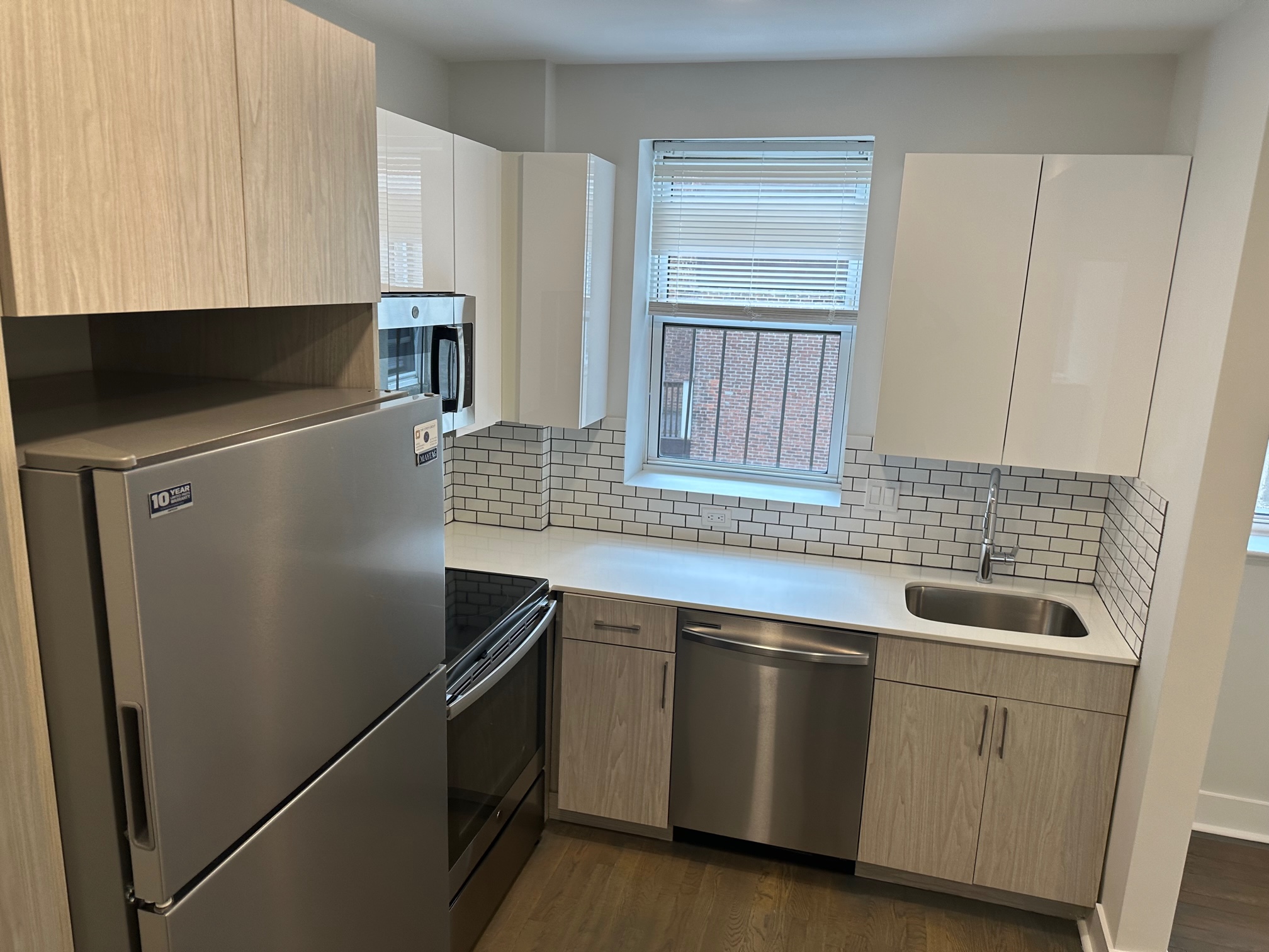 2 bed, 1 bath apartment for rent at 112 Jersey Unit 06, Fenway