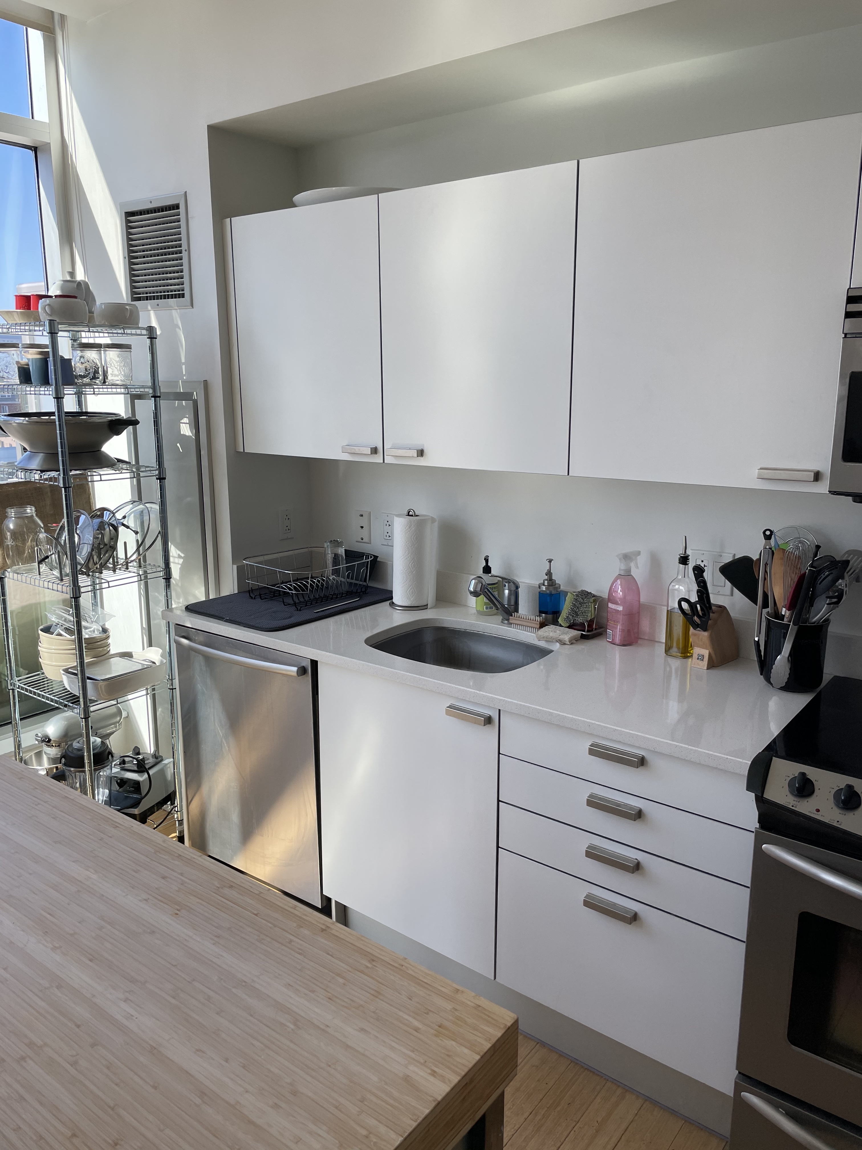2 bed, 1.5 bath apartment for rent at 2 Earhart St Unit 914, East Cambridge — photo 10 of 20