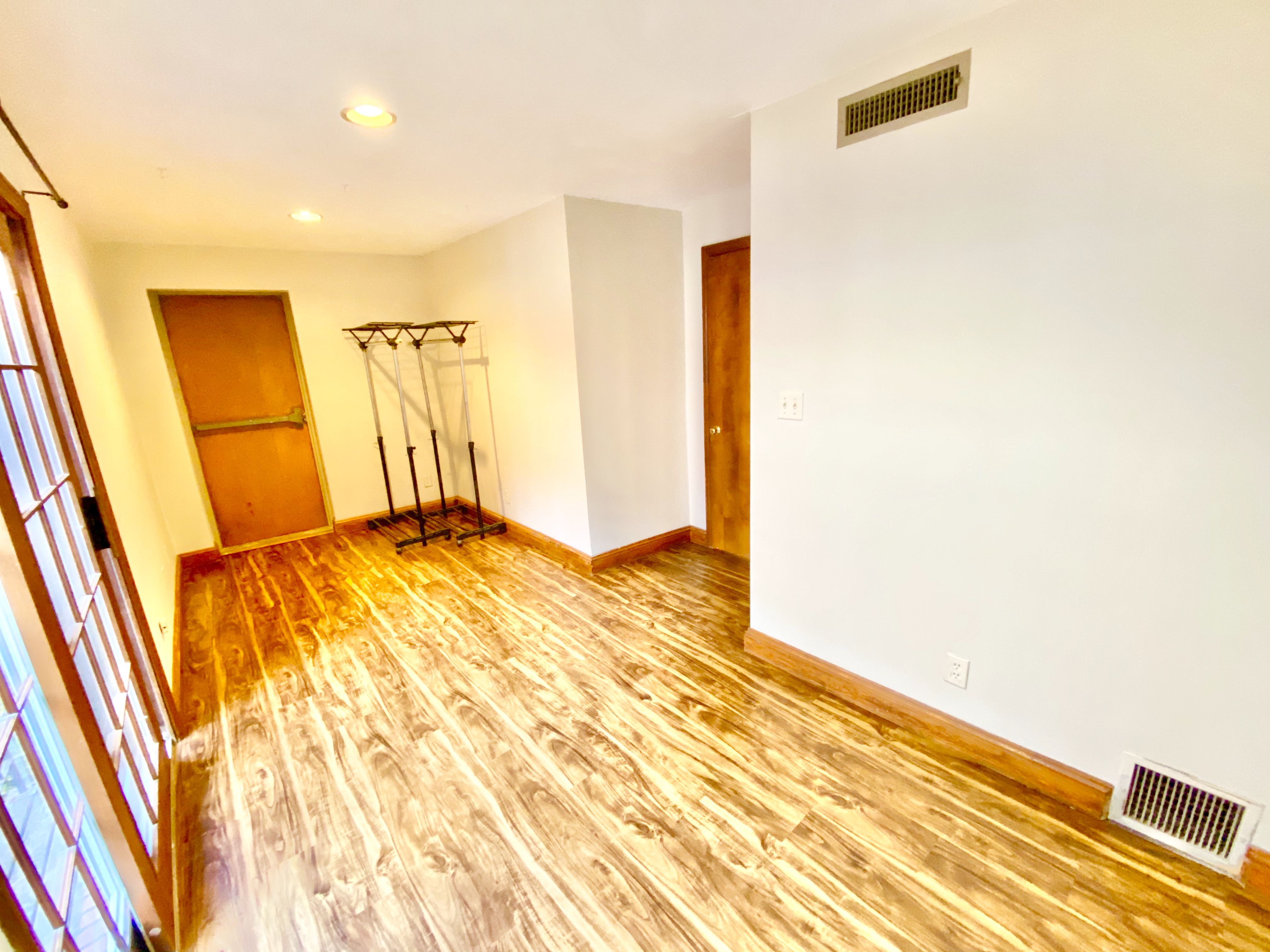 1 bed, 1 bath apartment for rent at 1 Webster Pl Unit 3, North End — photo 6 of 9