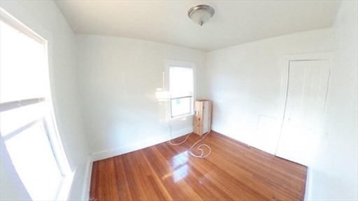 3 bed, 1 bath apartment for rent at 121 Independence Ave Unit 1, Quincy — photo 6 of 6