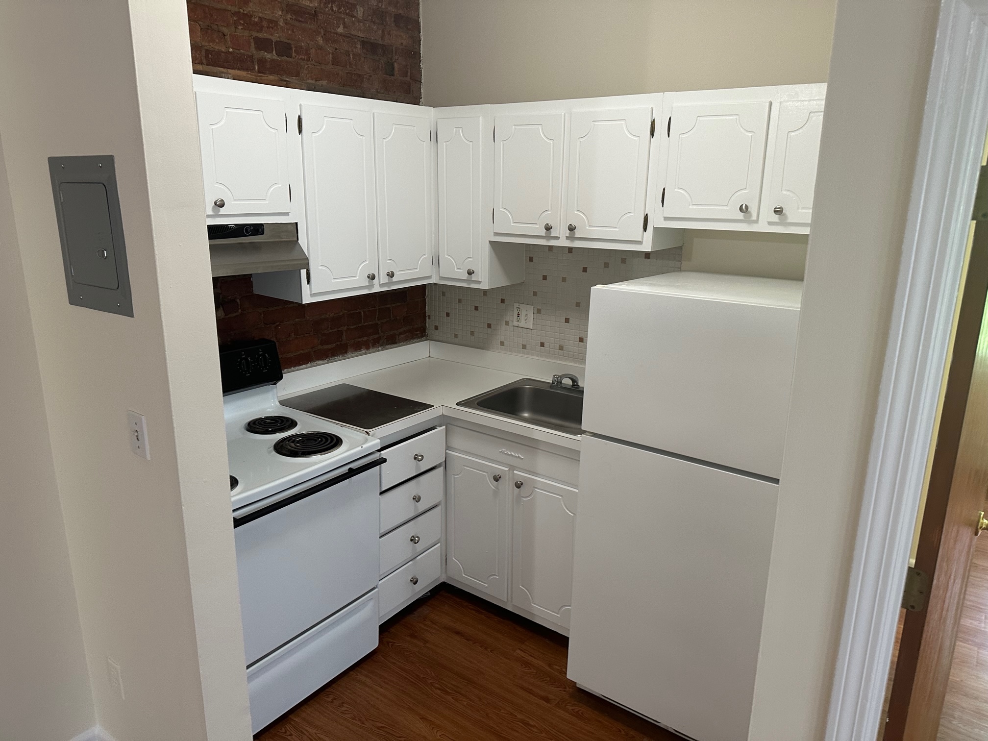 1 bed, 1 bath apartment for rent at 62 South Huntington Ave Unit 23, Mission Hill — photo 1 of 10