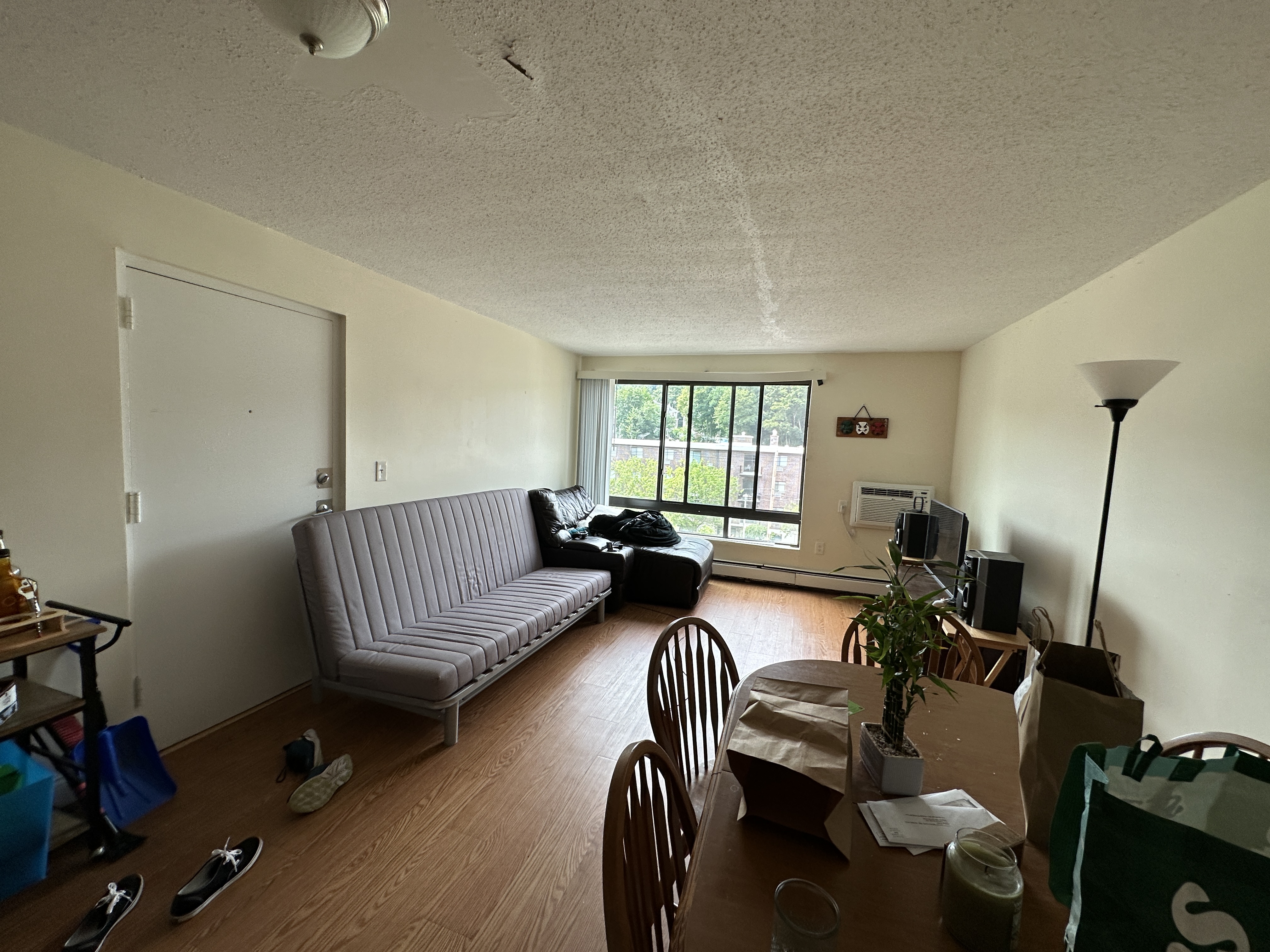 2 bed, 1 bath apartment for rent at 109 Tremont St Unit 402, Brighton — photo 4 of 8
