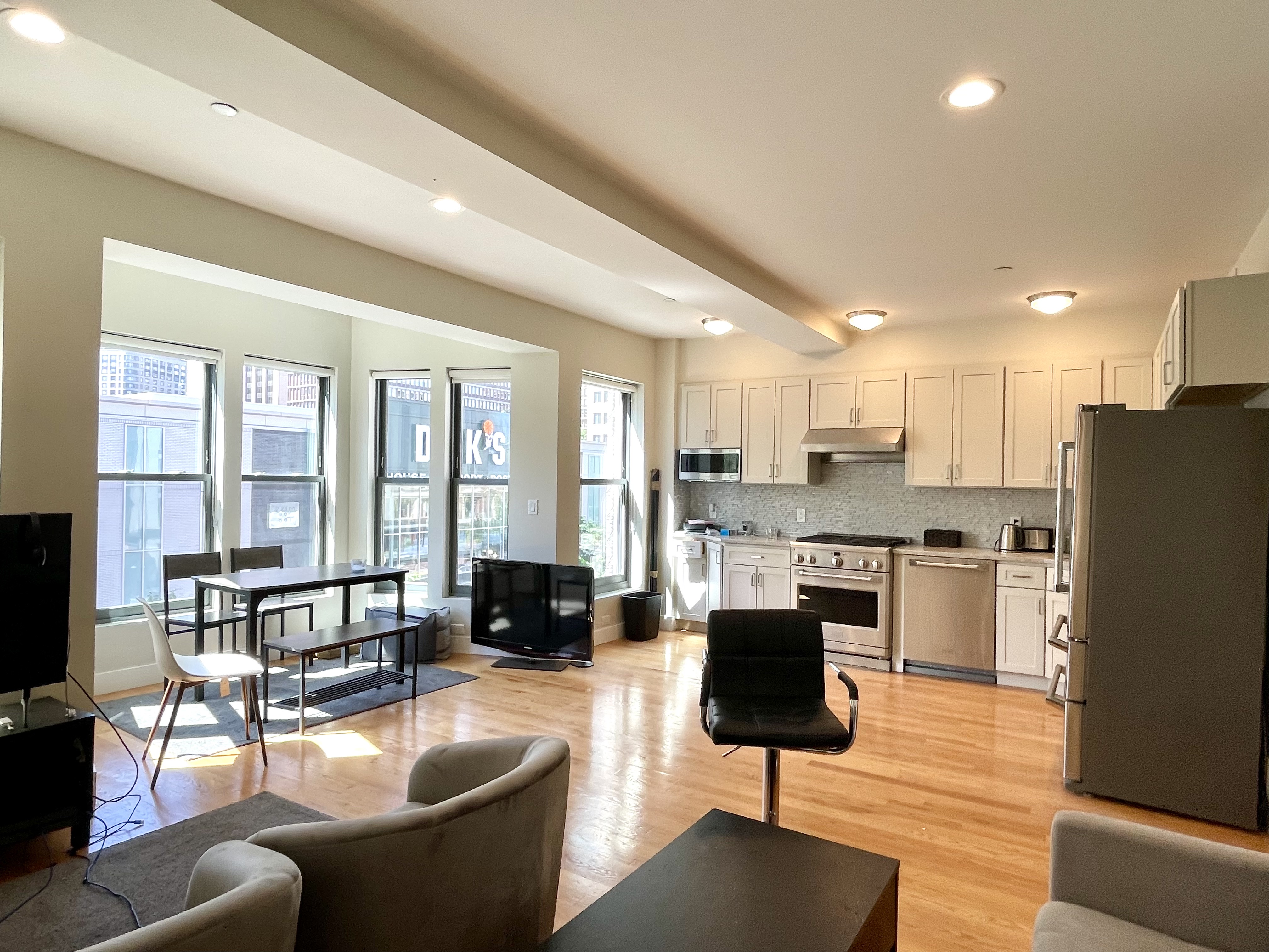 2 bed, 2 bath apartment for rent at 719 Boylston St Unit 304, Back Bay — photo 2 of 21