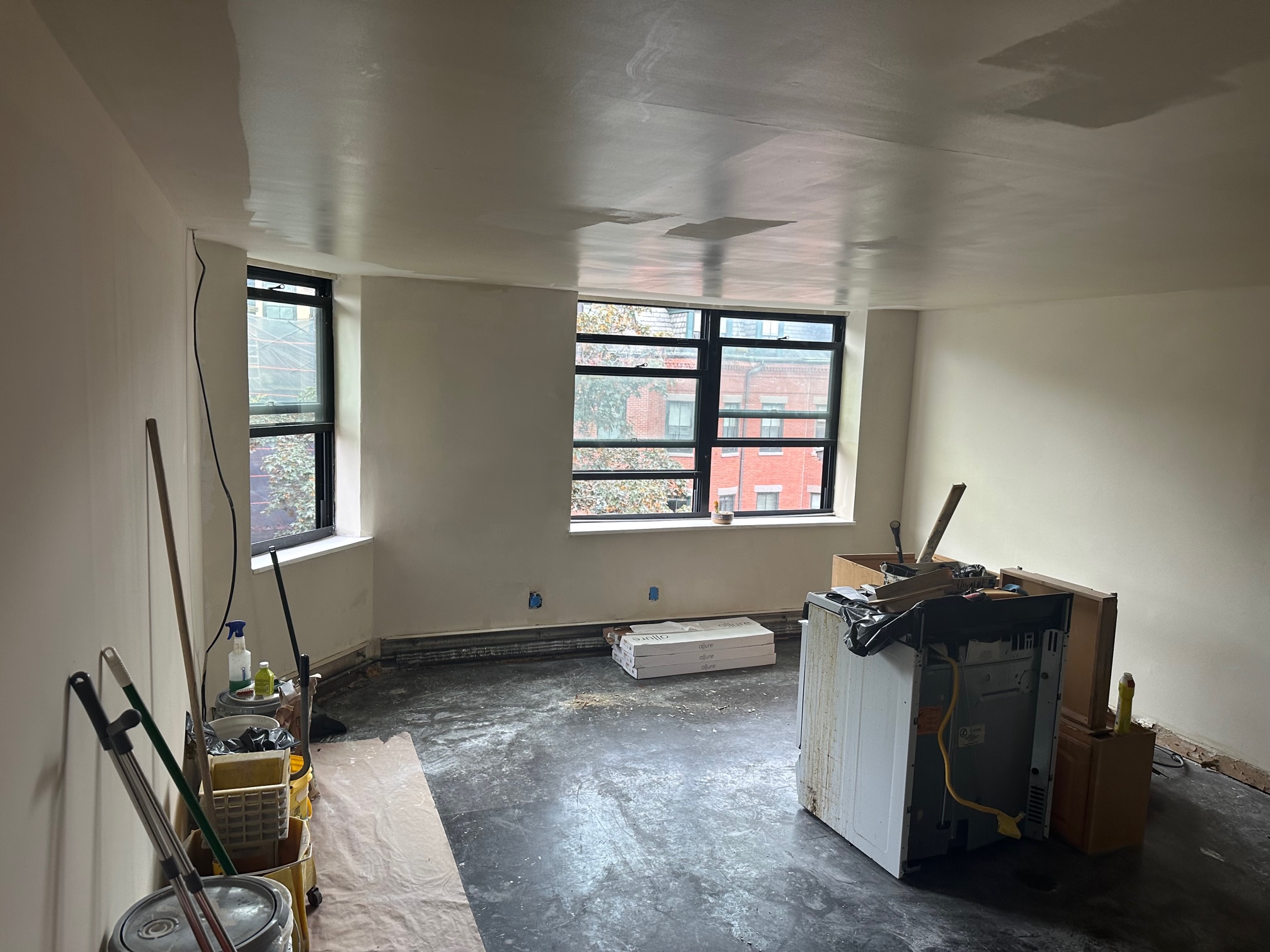 3 bed, 1 bath apartment for rent at 117 West Concord St Unit 7a, South End — photo 1 of 16