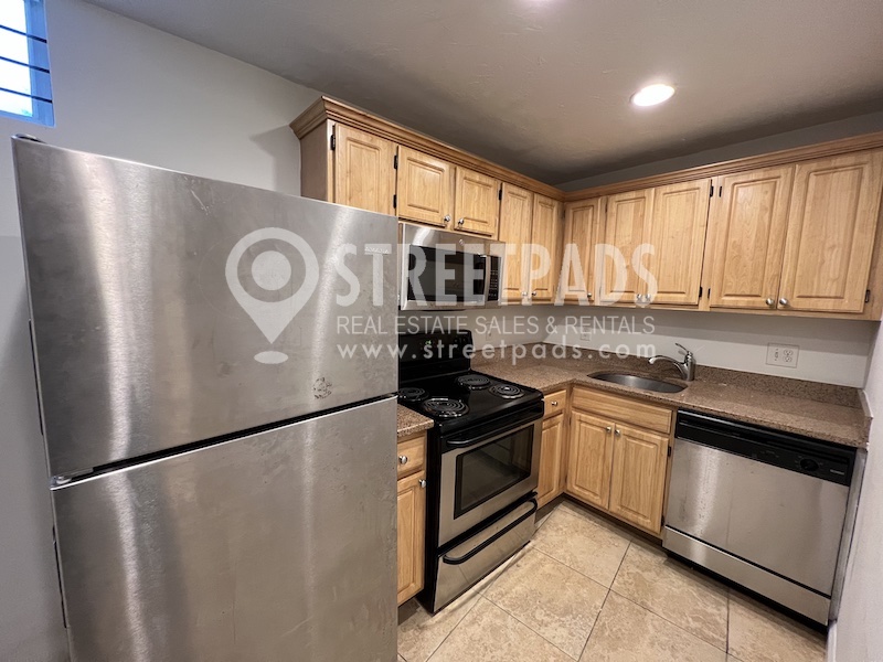 2 bed, 1 bath apartment for rent at 1322 Commonwealth Ave Unit 1A, Allston — photo 2 of 21