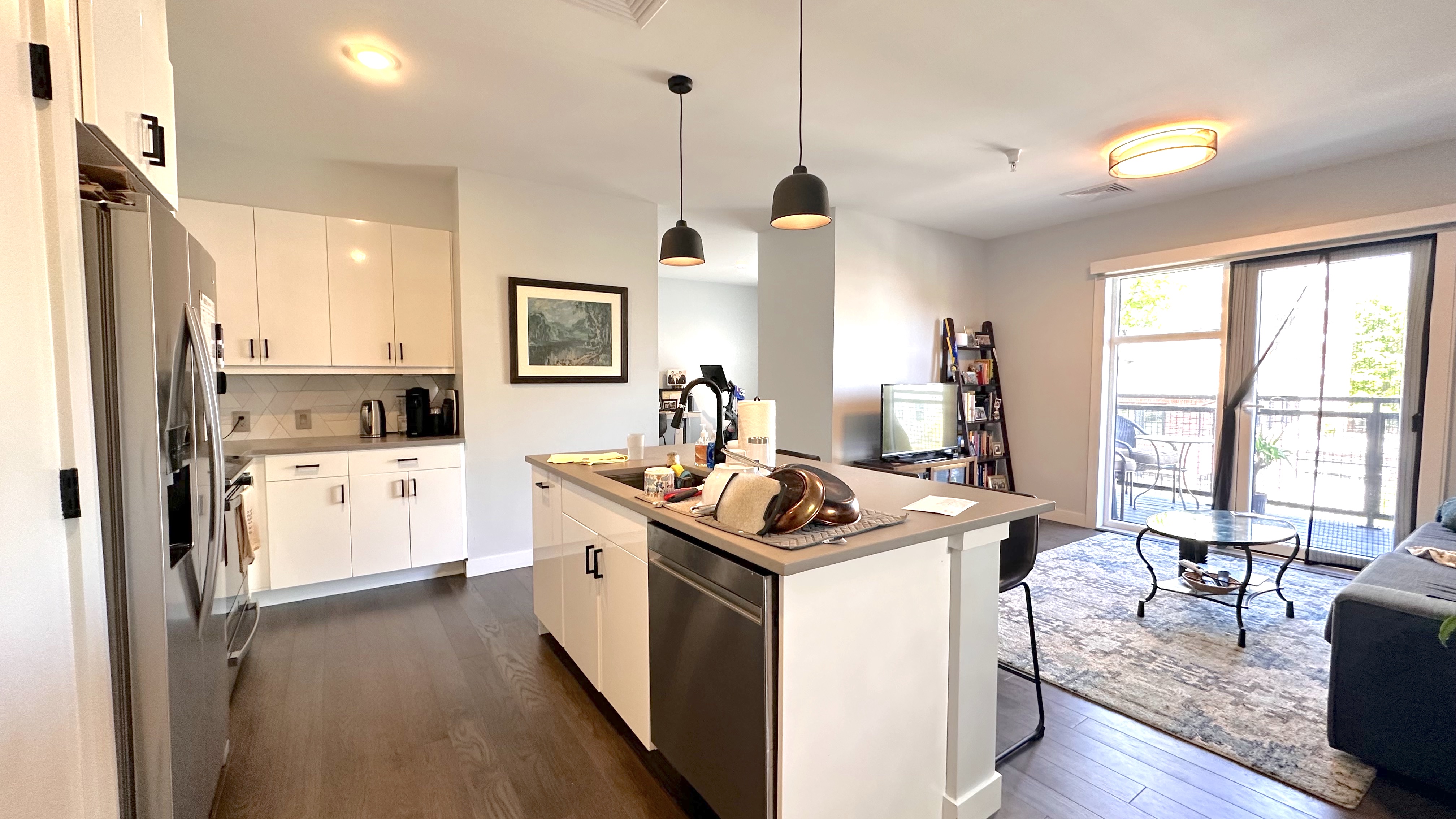 1 bed, 2 bath apartment for rent at 54 Auburn St Unit 300, Coolidge Corner — photo 4 of 21