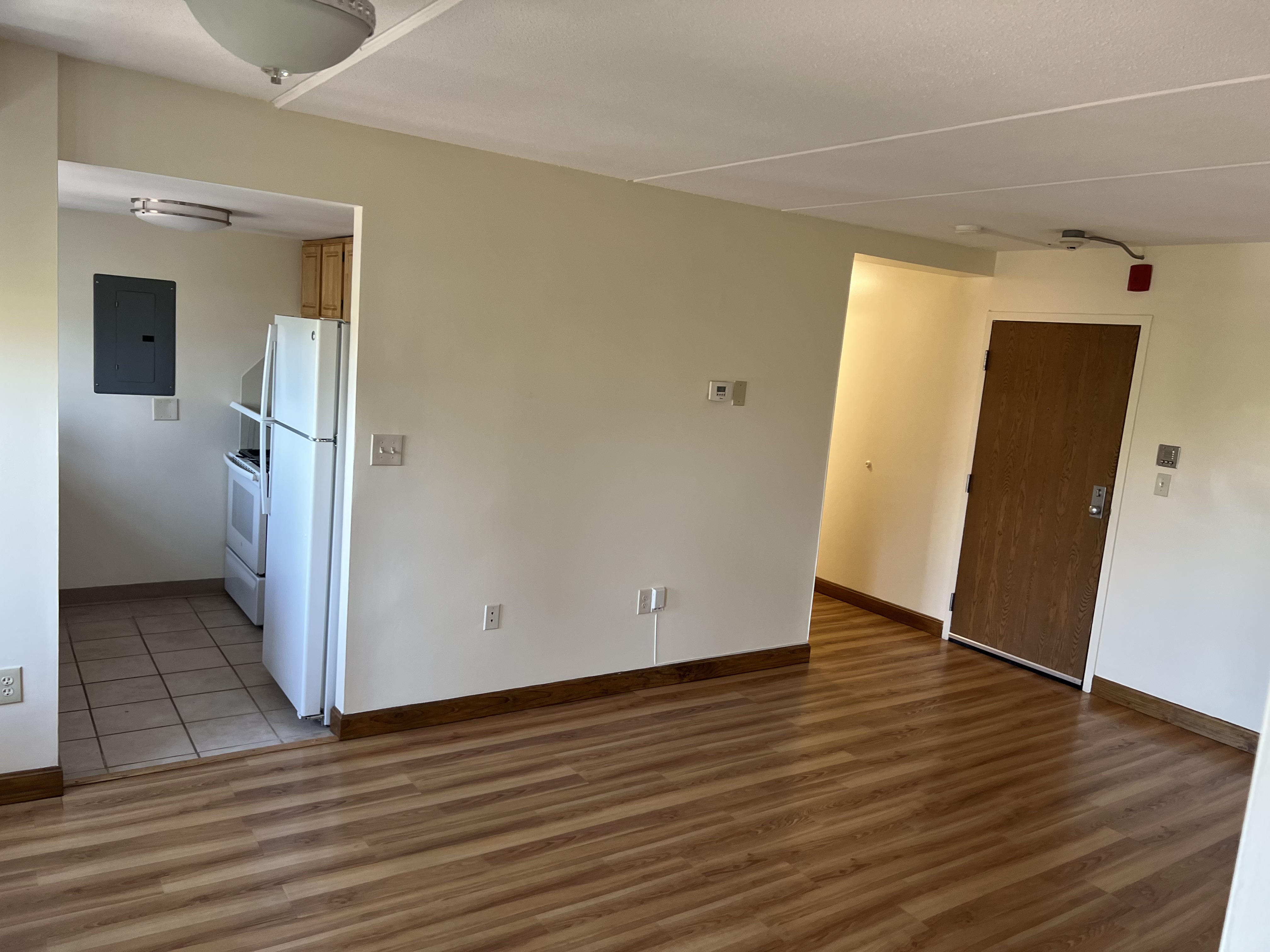 2 bed, 1 bath apartment for rent at 400 Massachusetts Ave Unit 86, South End — photo 6 of 11