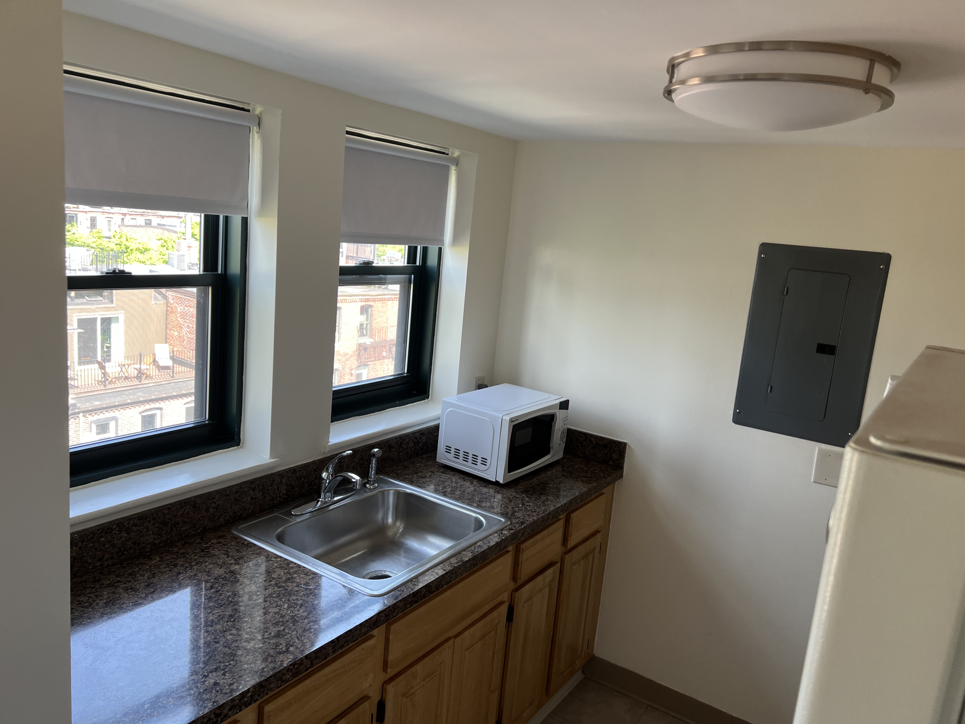 2 bed, 1 bath apartment for rent at 400 Massachusetts Ave Unit 86, South End — photo 3 of 11