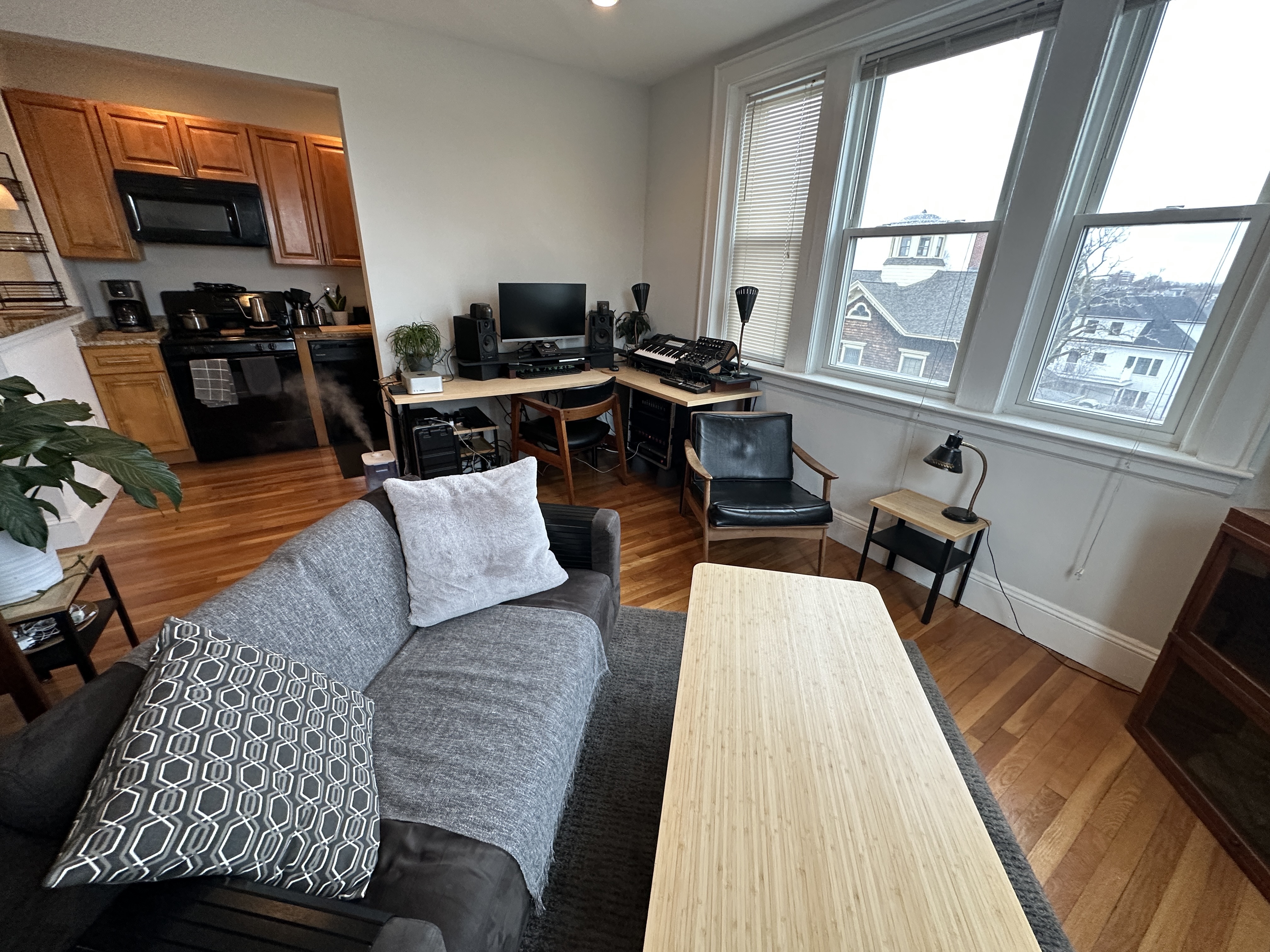 1 bed, 1 bath apartment for rent at 136 Highland Ave Unit 260, Winter Hill — photo 3 of 11