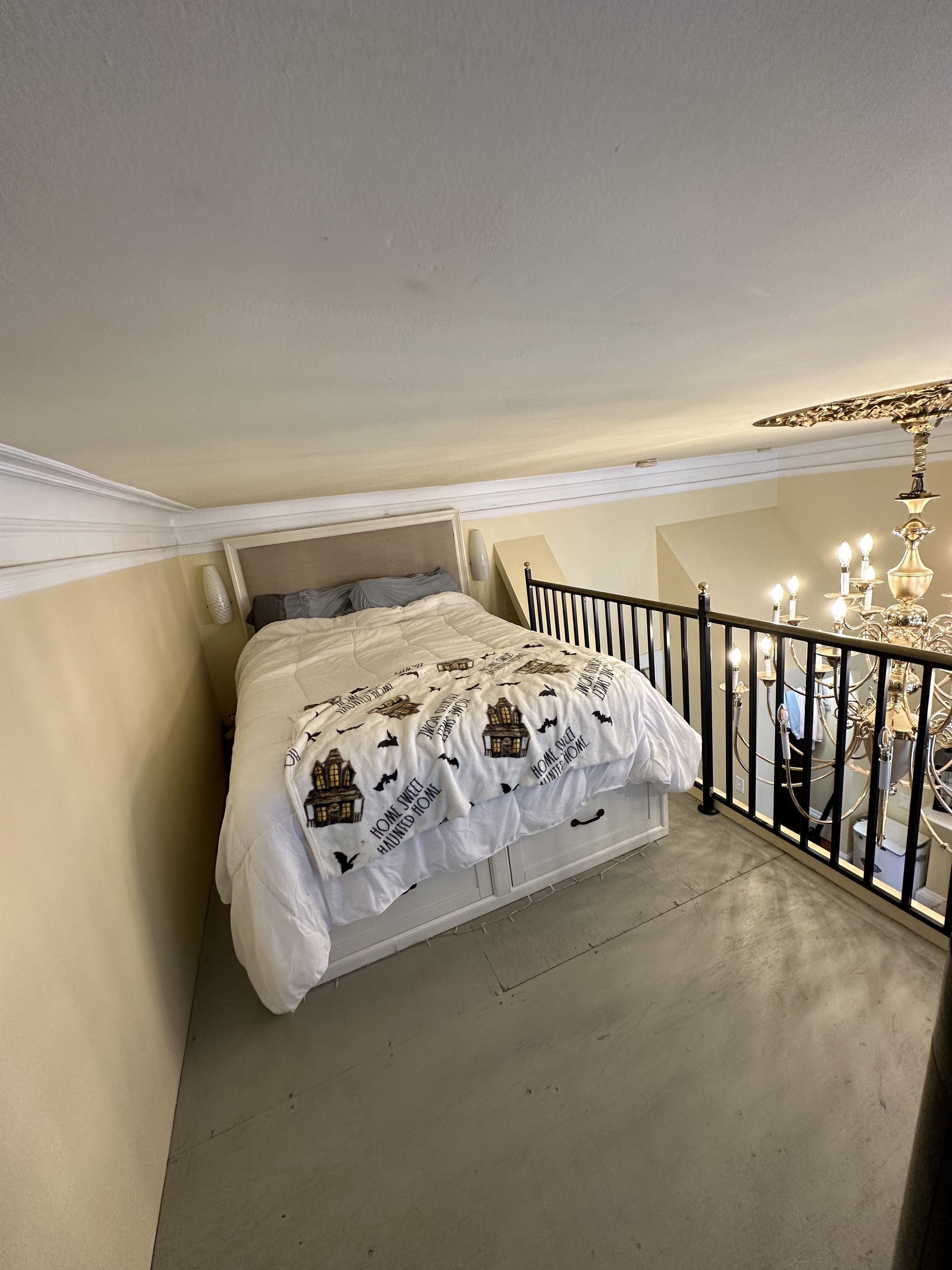 Studio bed, 1 bath apartment for rent at 15 Marlborough St Unit 301, Back Bay — photo 2 of 11