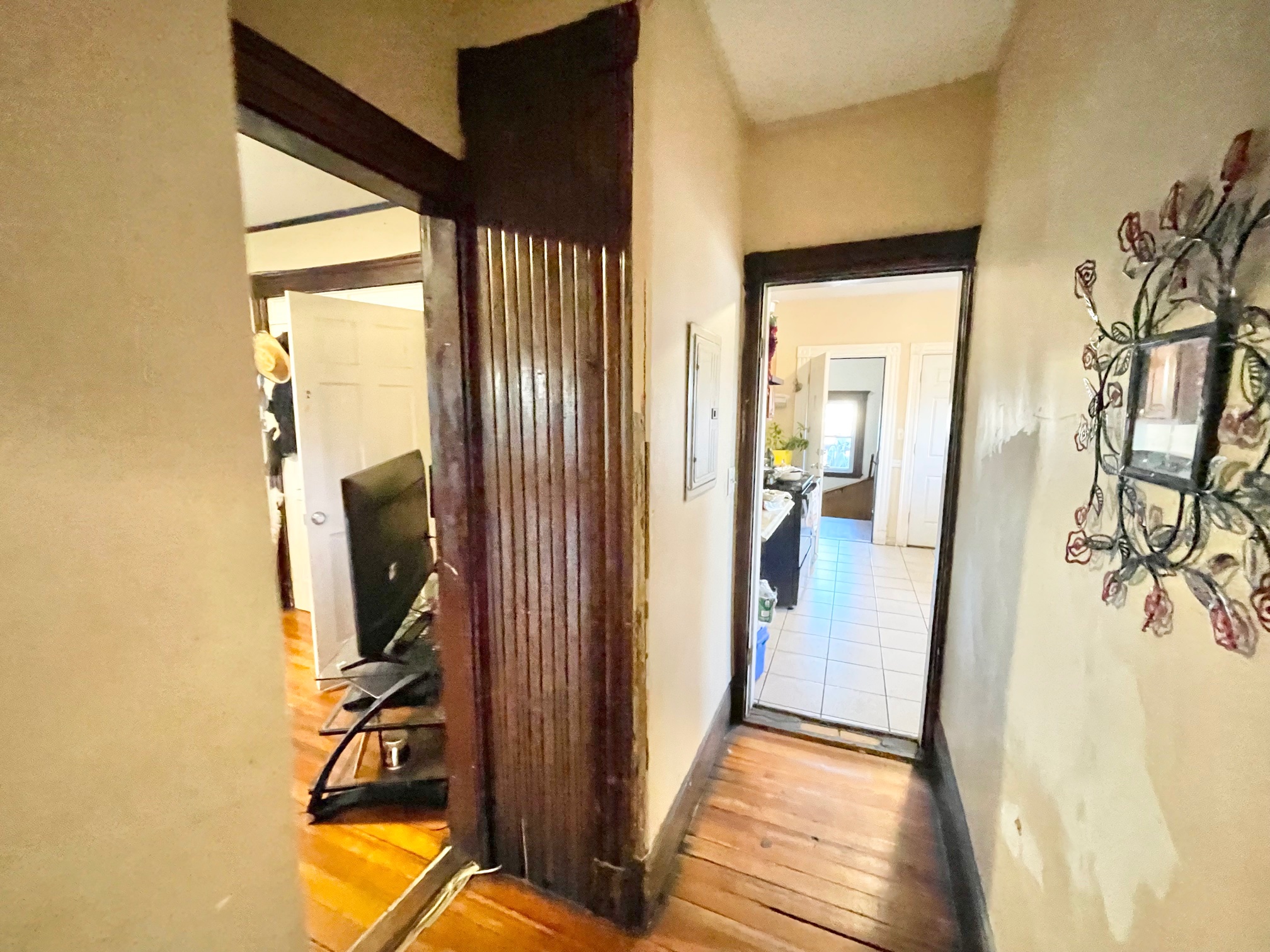 3.5 bed, 1 bath apartment for rent at 7 Boylston St Unit 3, Malden — photo 24 of 30