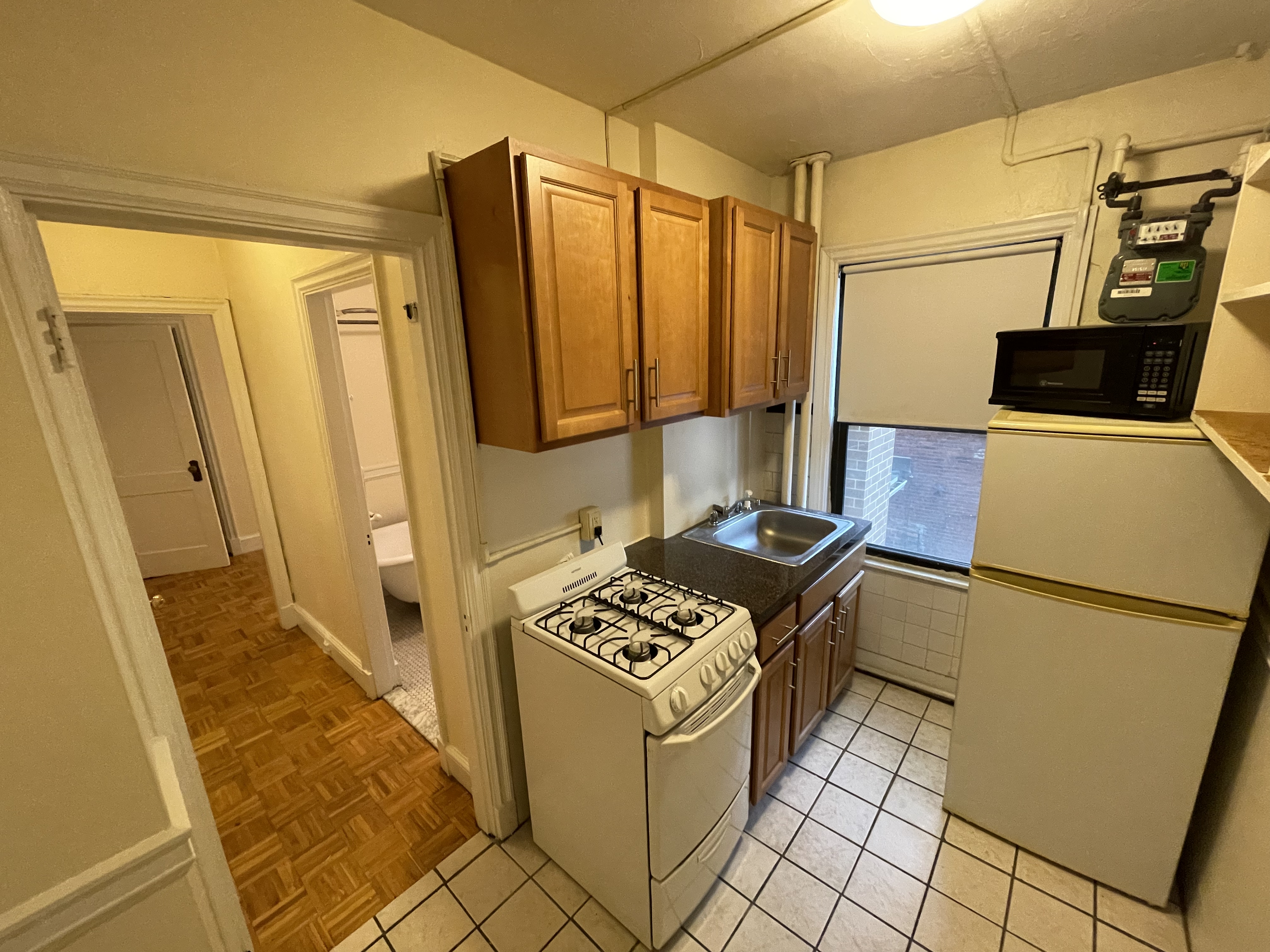 Studio bed, 1 bath apartment for rent at 1200 Massachusetts Ave Unit 29-E, Harvard Square — photo 1 of 8