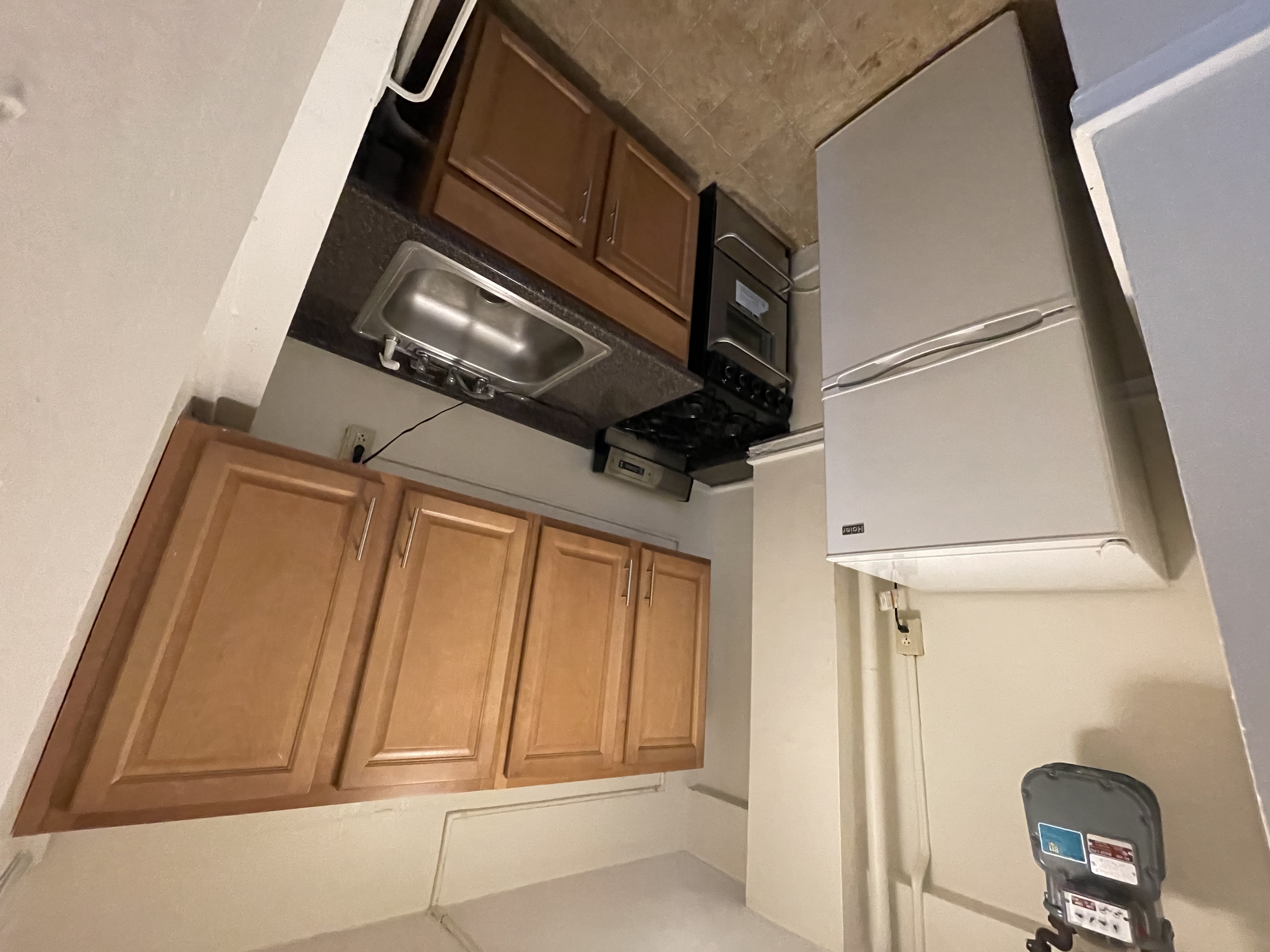 Studio bed, 1 bath apartment for rent at 1200 Massachusetts Ave Unit 27-E, Harvard Square — photo 1 of 8