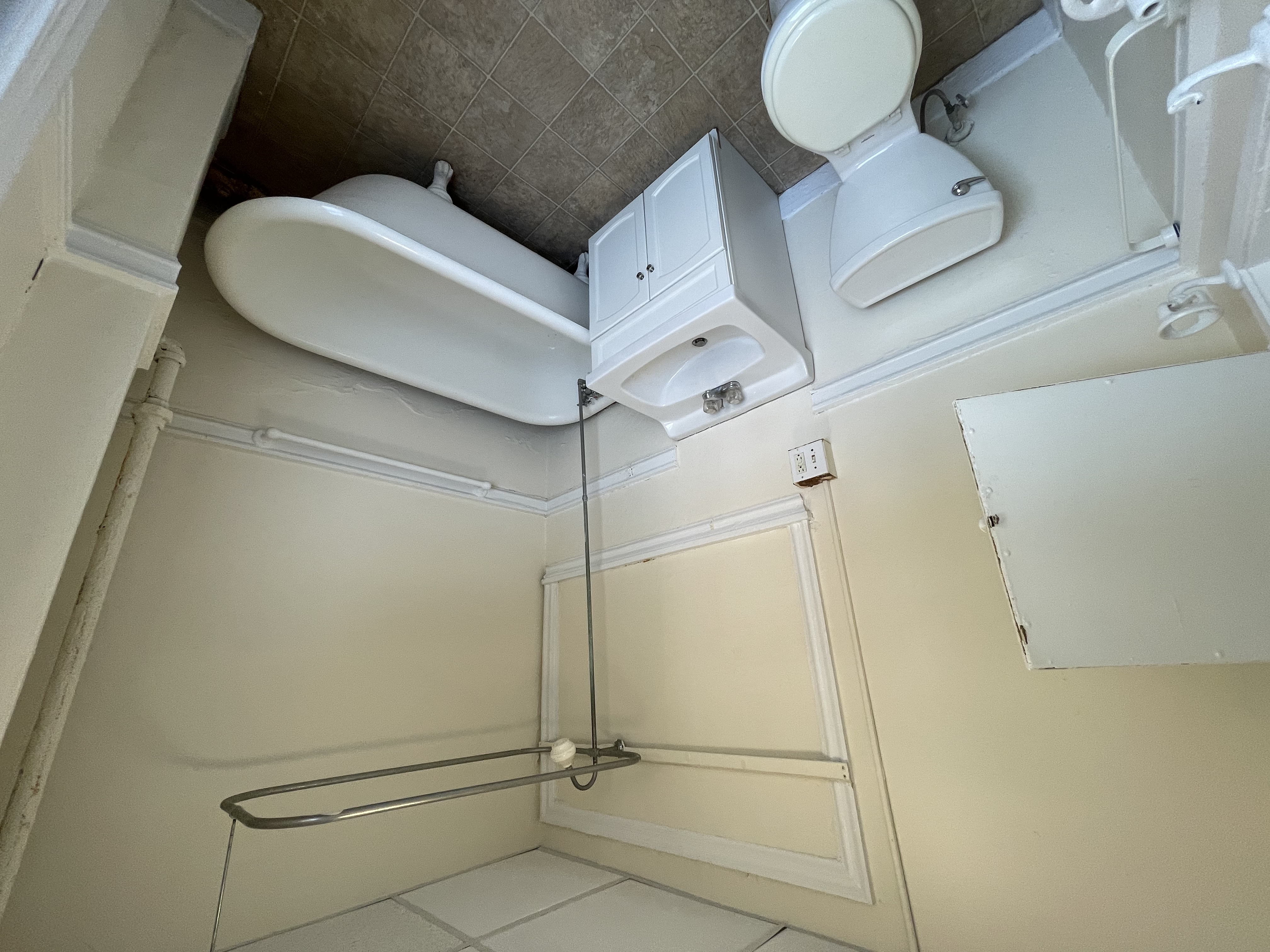 Studio bed, 1 bath apartment for rent at 1200 Massachusetts Ave Unit 27-E, Harvard Square — photo 5 of 8
