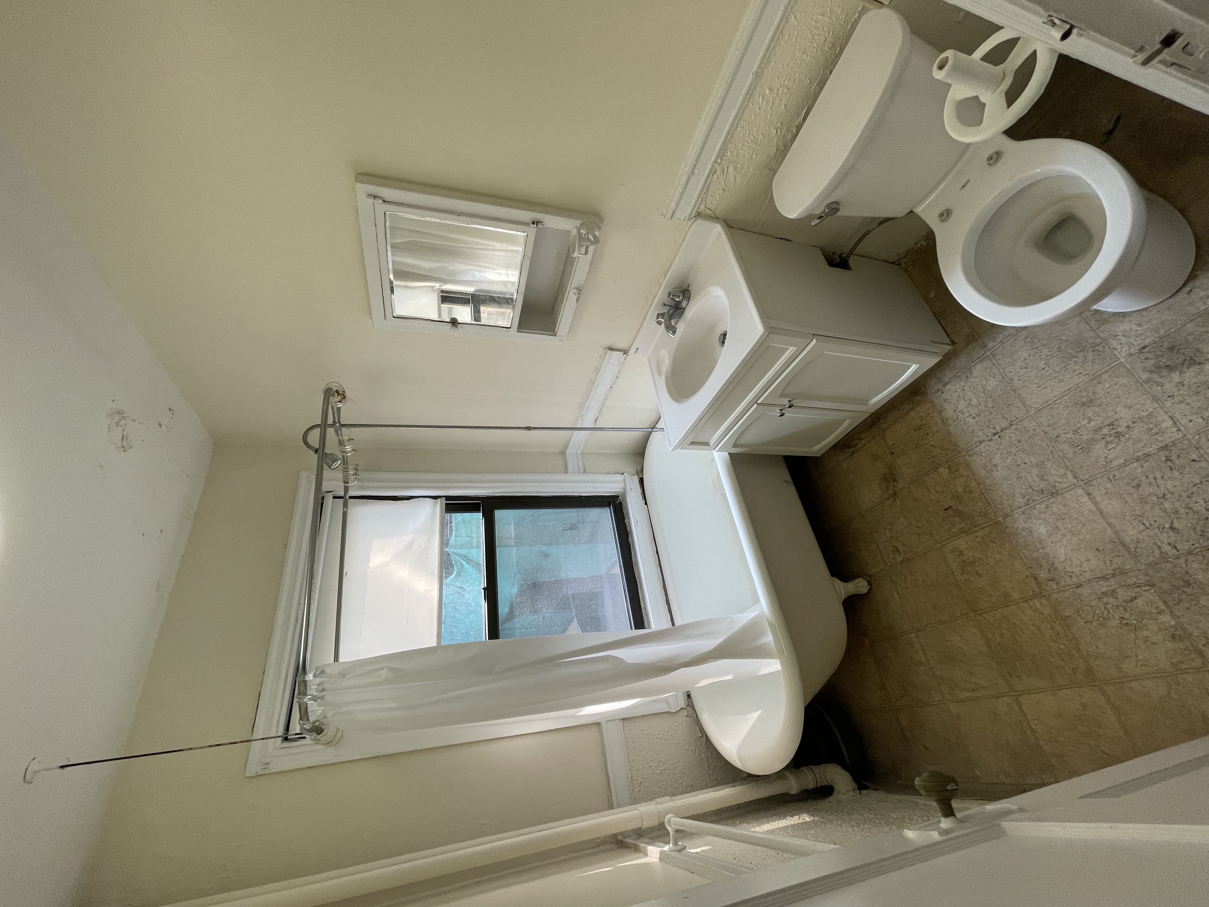 1 bed, 1 bath apartment for rent at 1200 Massachusetts Ave Unit 24-E, Harvard Square — photo 5 of 10