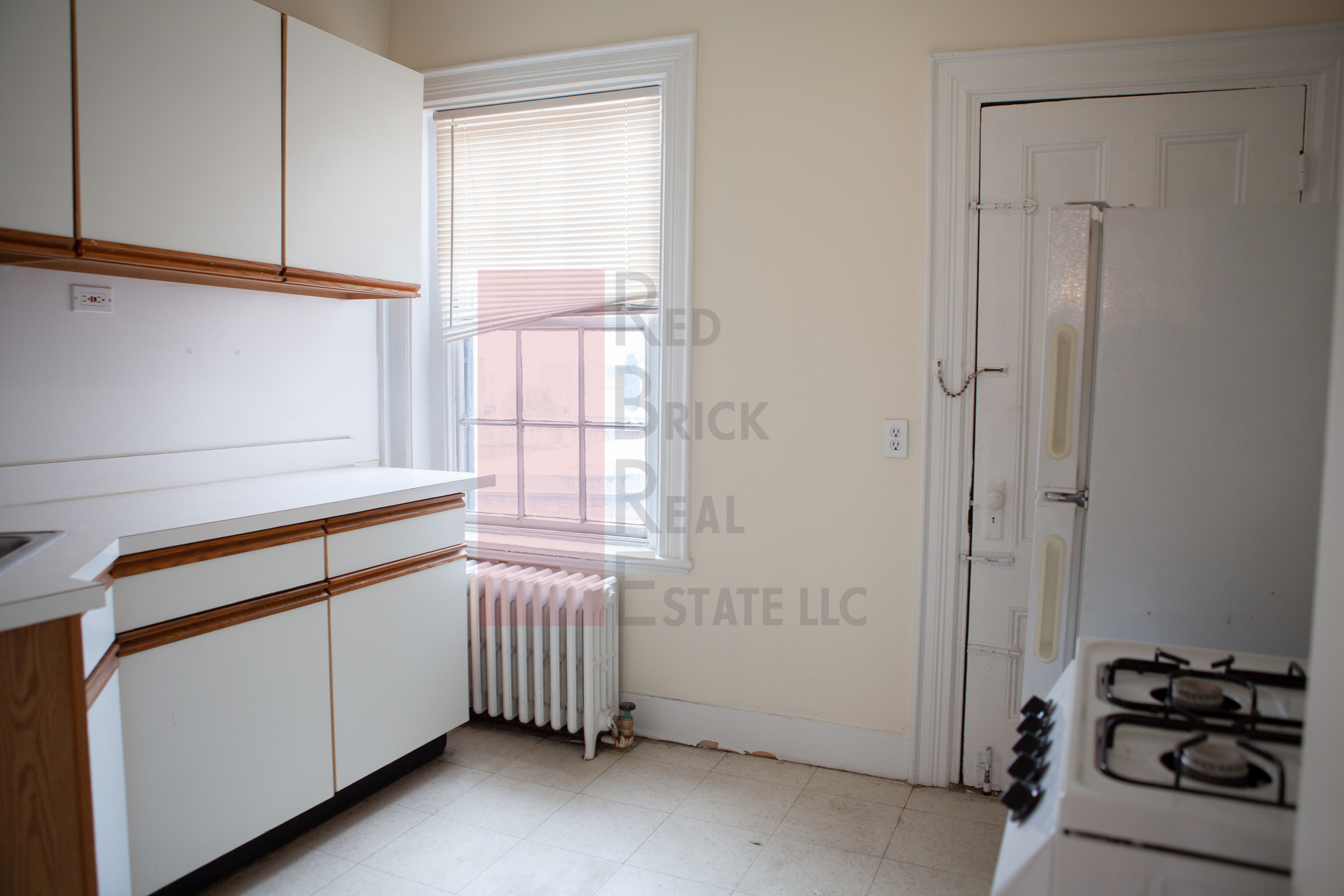Studio bed, 1 bath apartment for rent at 45 Grove St Unit 8, Beacon Hill — photo 5 of 6