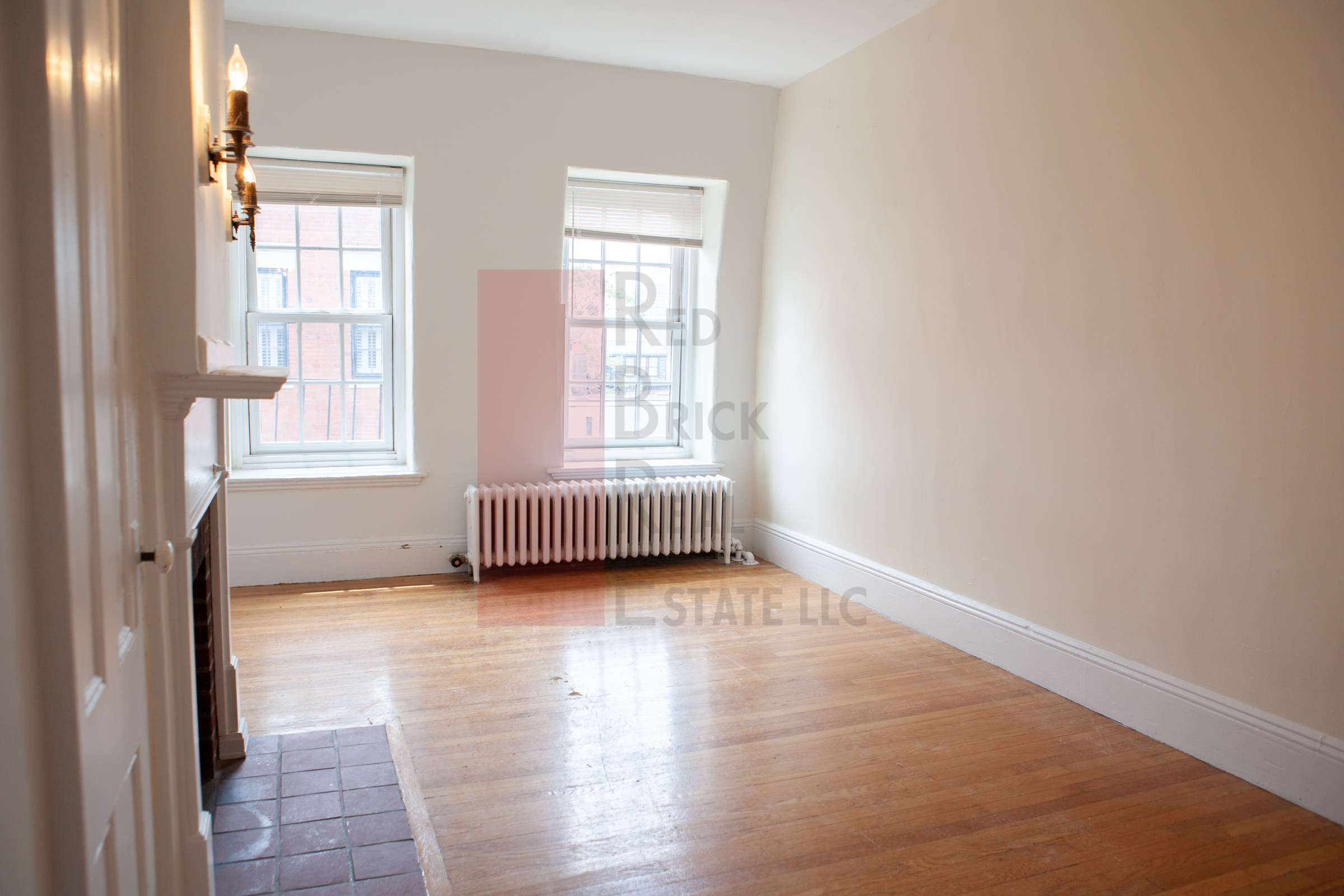 Studio bed, 1 bath apartment for rent at 45 Grove St Unit 8, Beacon Hill — photo 2 of 6