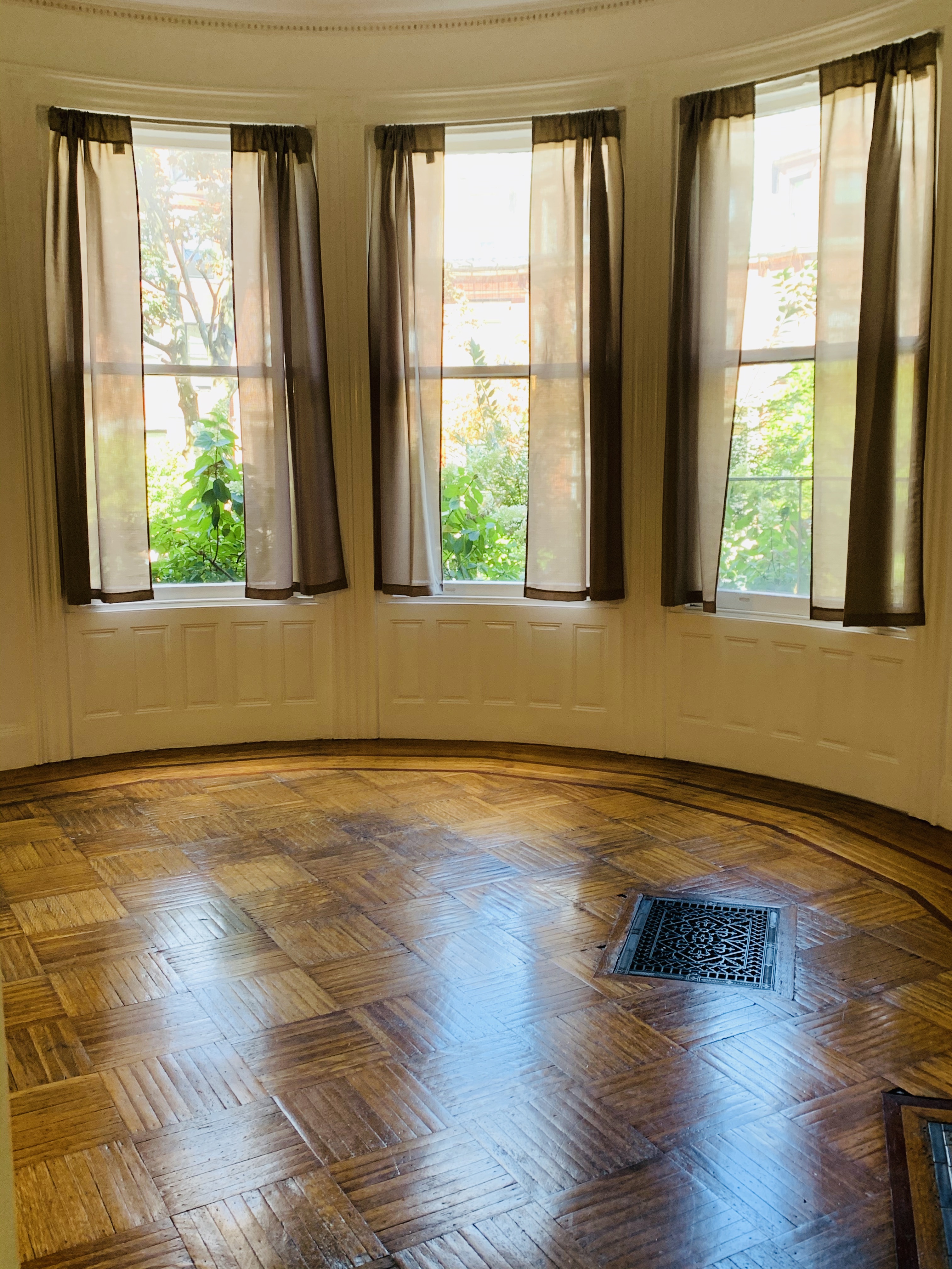 Studio bed, 1 bath apartment for rent at 388 Marlborough St Unit 1, Back Bay — photo 10 of 12