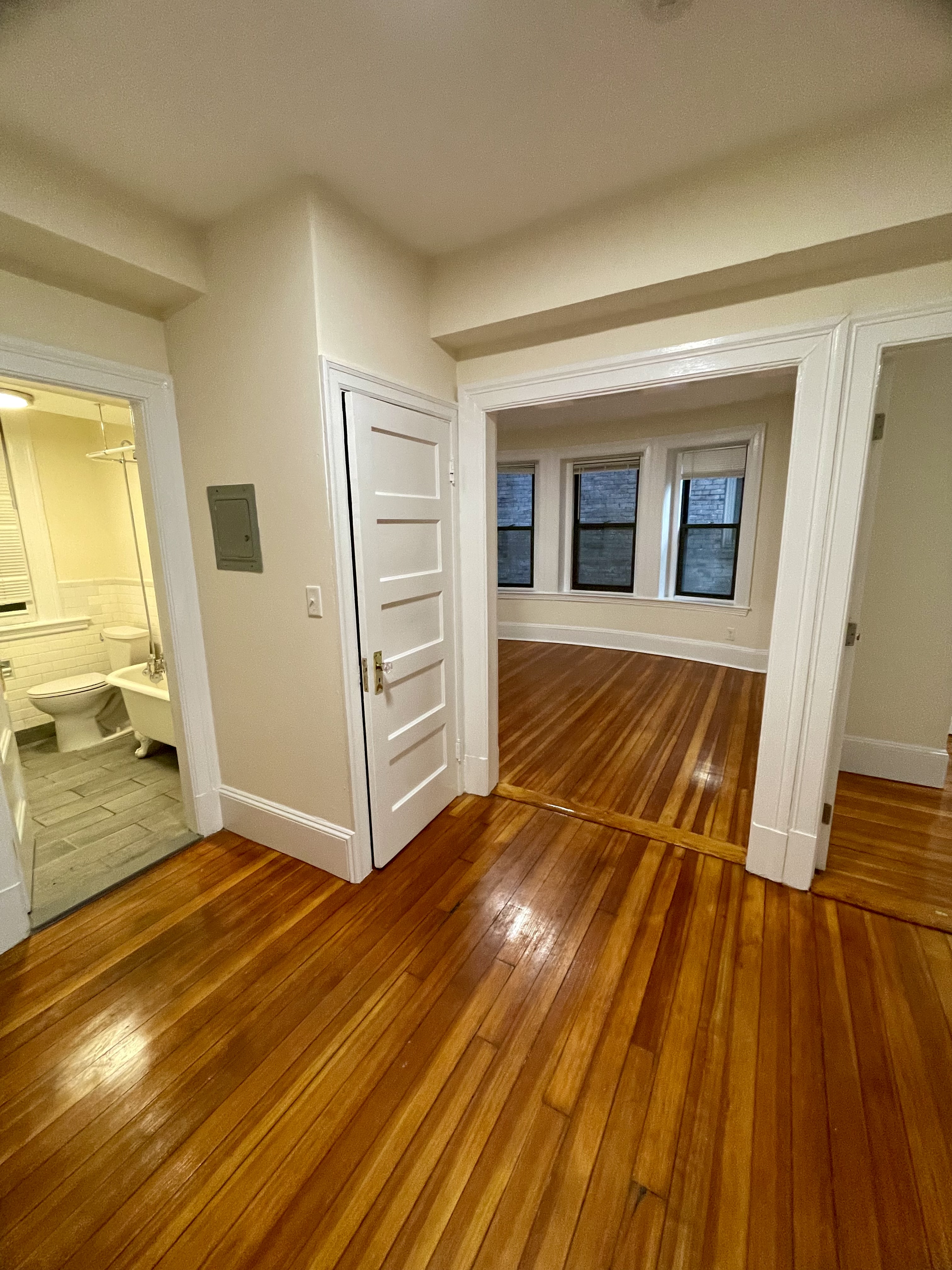 885 Massachusetts Ave, Central Square