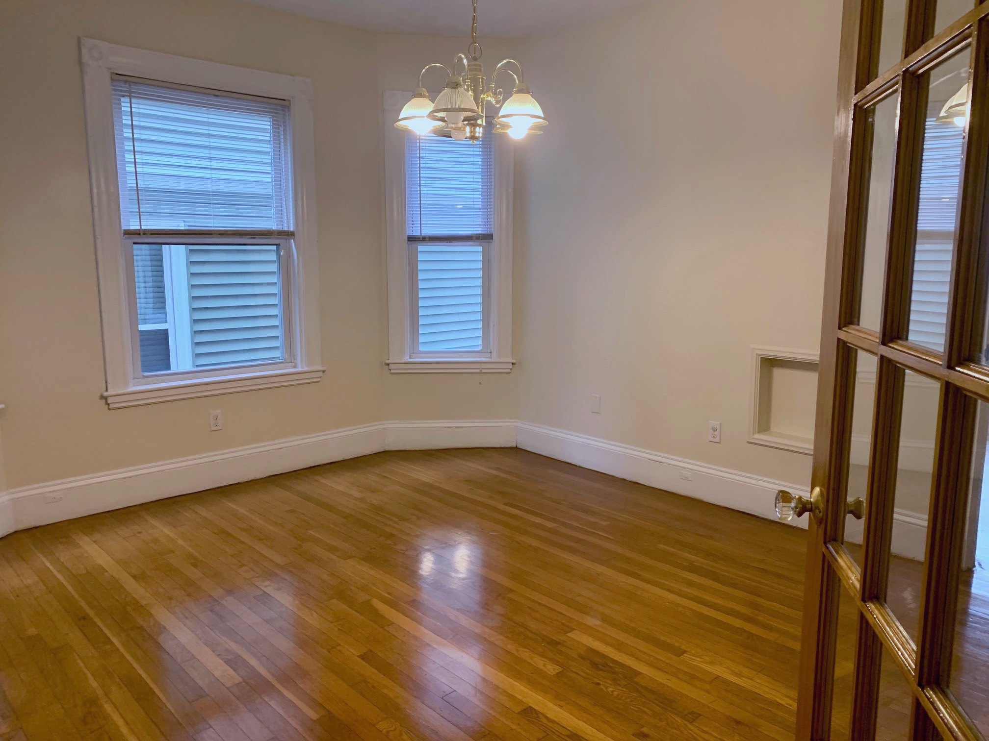 3 bed, 1 bath apartment for rent at 9 Corwin St Unit 9, Dorchester — photo 9 of 18