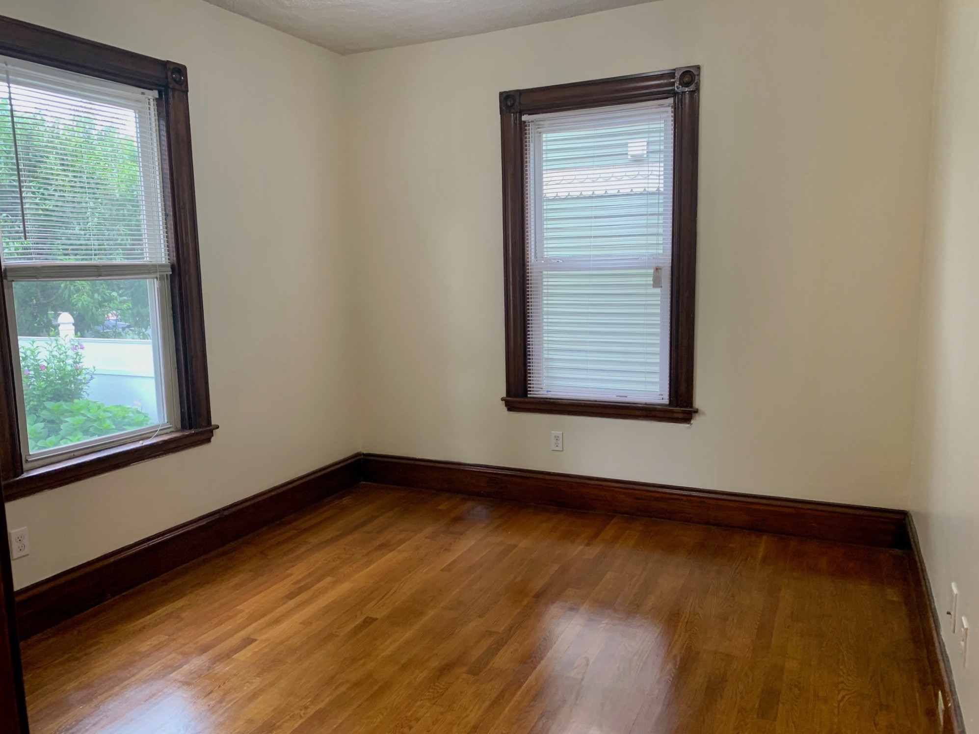3 bed, 1 bath apartment for rent at 9 Corwin St Unit 9, Dorchester — photo 15 of 18
