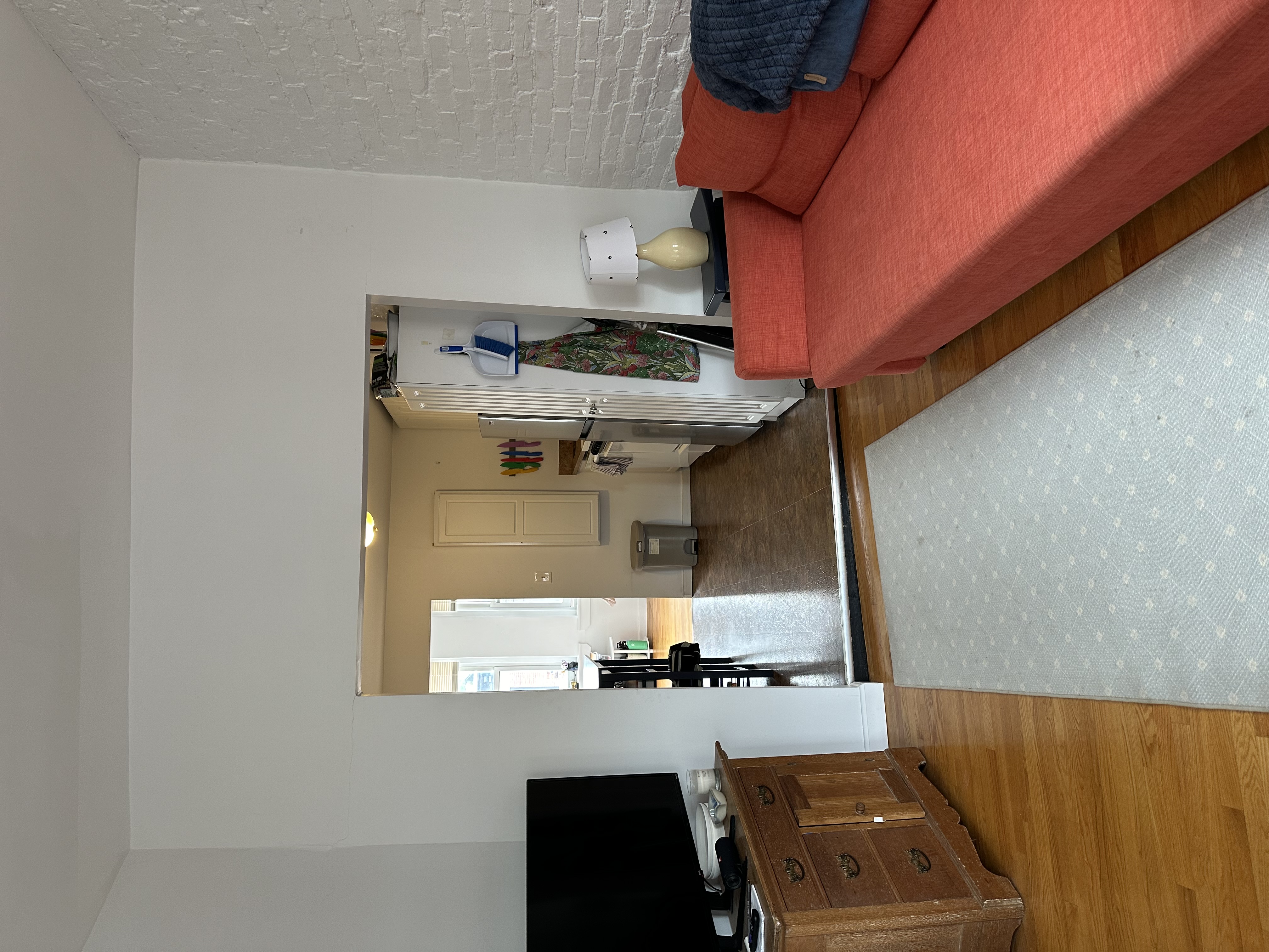 2 bed, 1 bath apartment for rent at 17 South Russell St Unit 9, Beacon Hill — photo 3 of 9