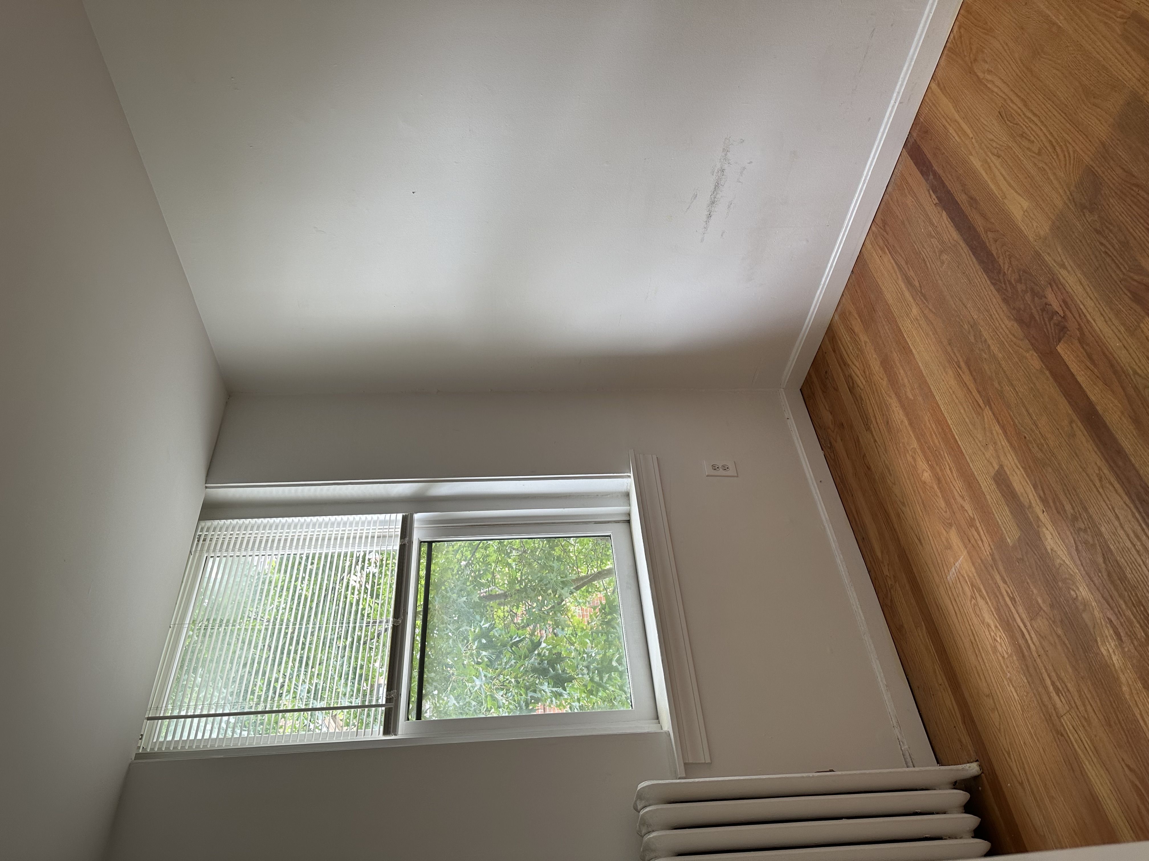 2 bed, 1 bath apartment for rent at 17 South Russell St Unit 7, Beacon Hill — photo 4 of 10