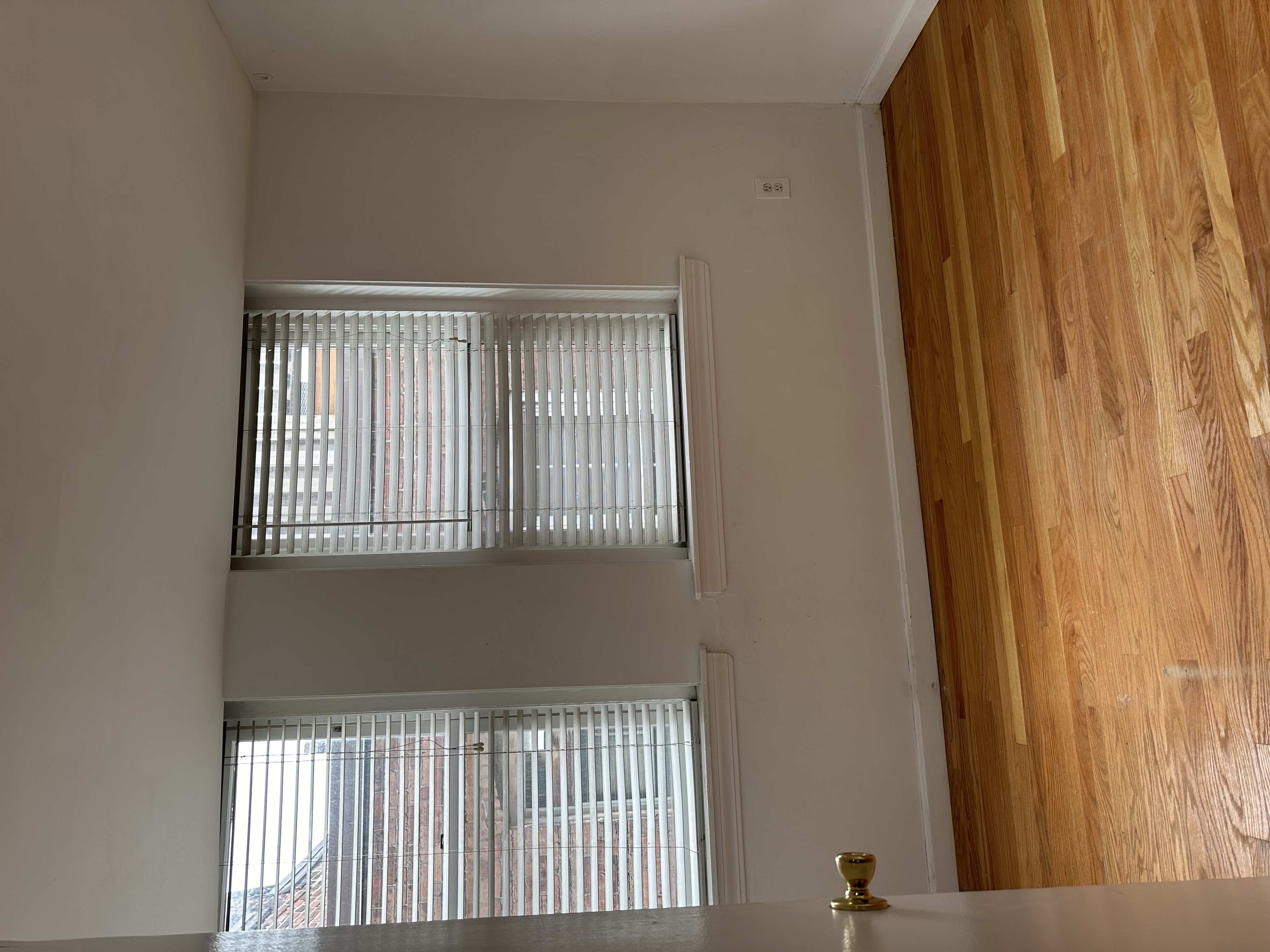 2 bed, 1 bath apartment for rent at 17 South Russell St Unit 7, Beacon Hill — photo 5 of 10