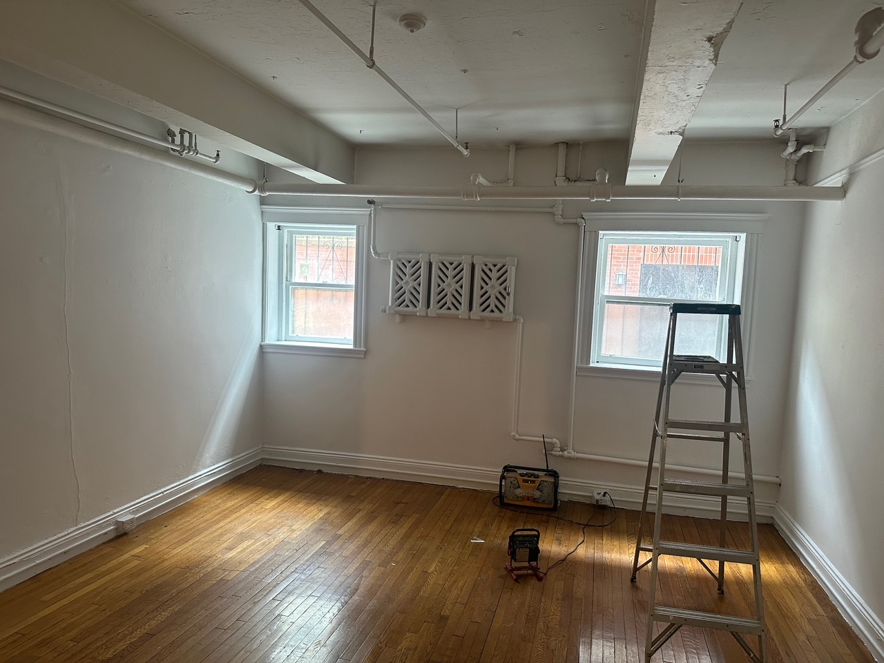 1.5 bed, 1 bath apartment for rent at 6 Marlborough St Unit C, Back Bay — photo 4 of 7